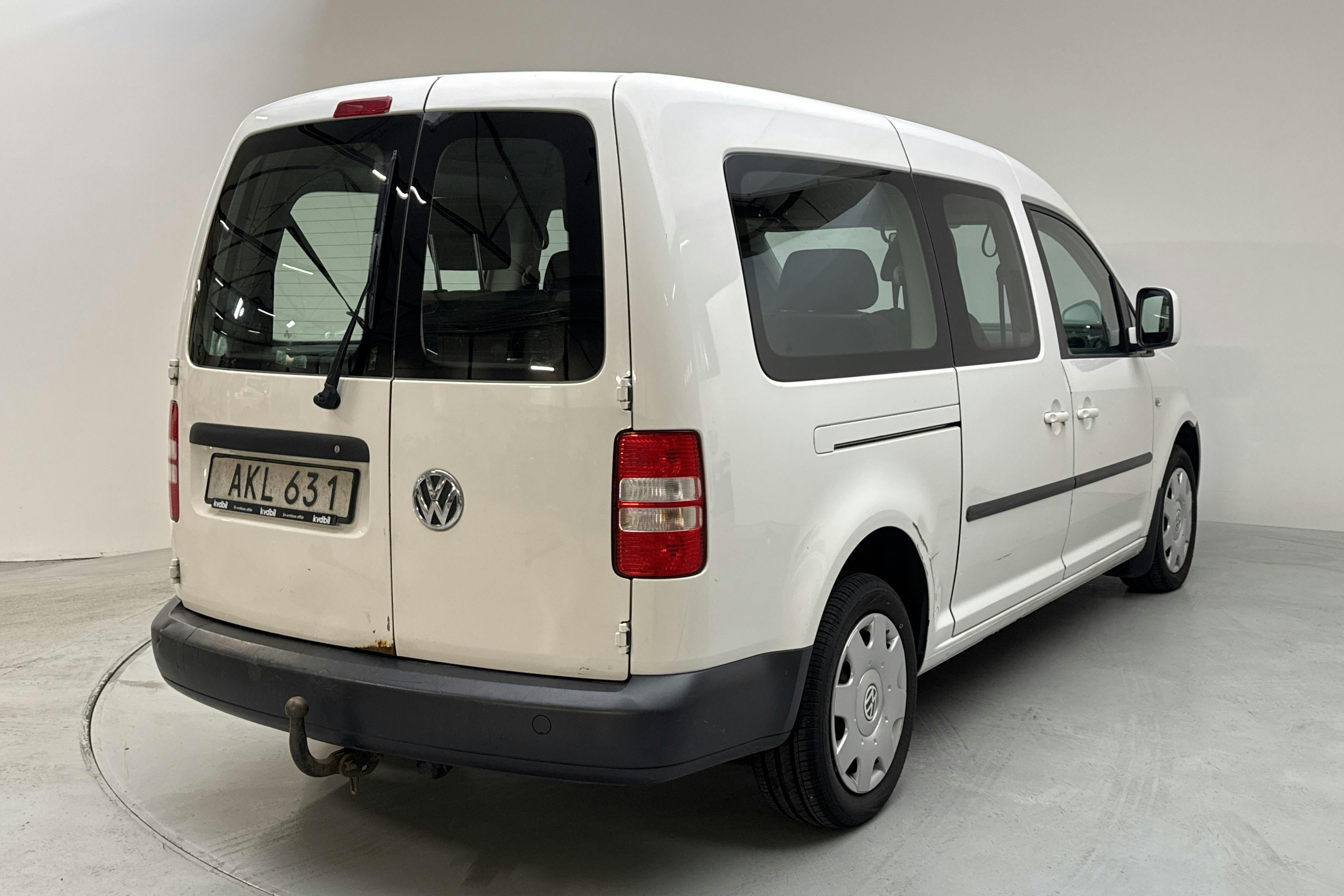 VW Caddy Maxi Life 1.6 TDI (102hk) - 193 630 km - Käsitsi - valge - 2014