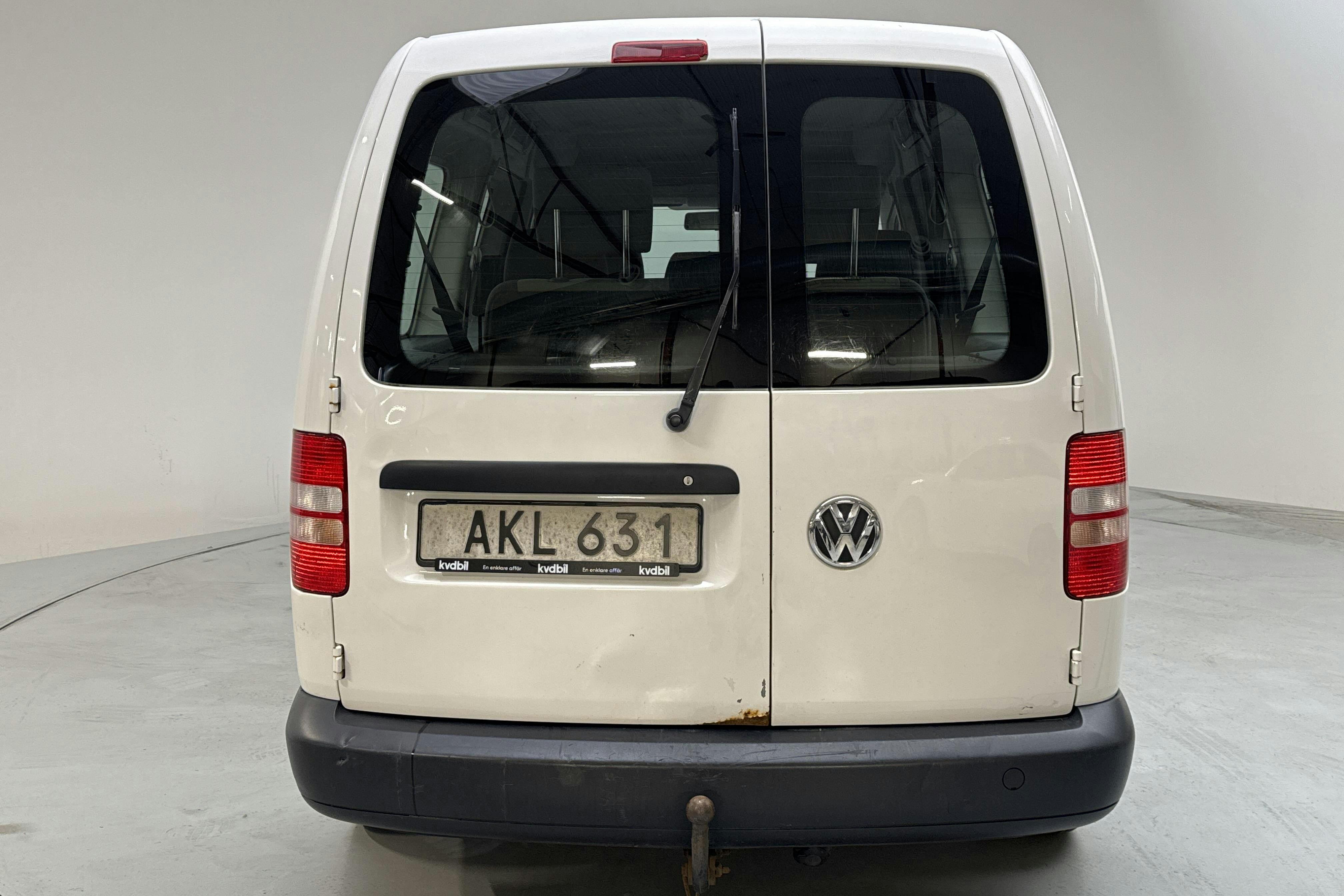 VW Caddy Maxi Life 1.6 TDI (102hk) - 193 630 km - Käsitsi - valge - 2014