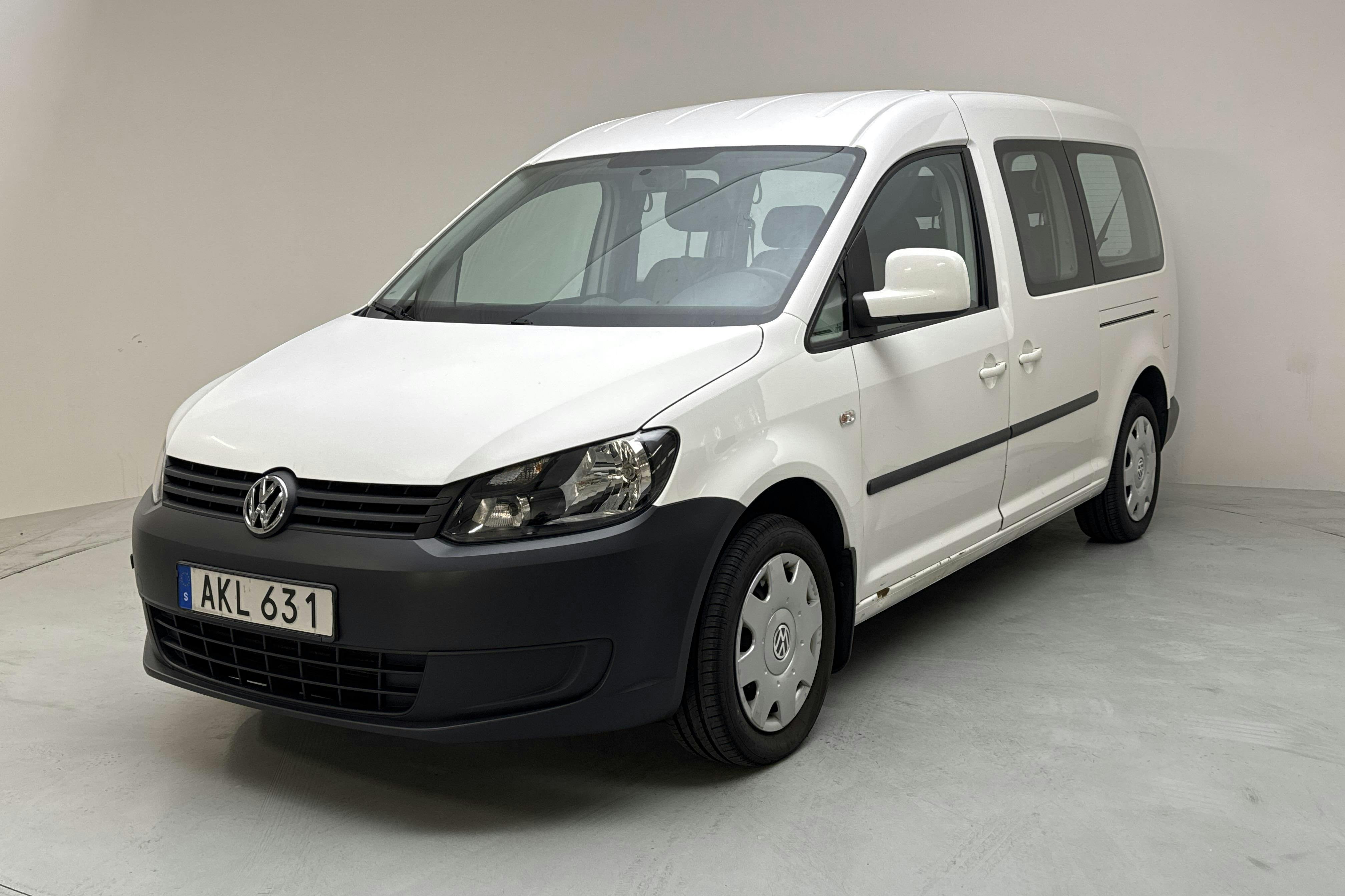Esitlusfoto 1 aadressil 13: VW Caddy Maxi Life 1.6 TDI (102hk) - 193 630 km - Käsitsi - valge - 2014