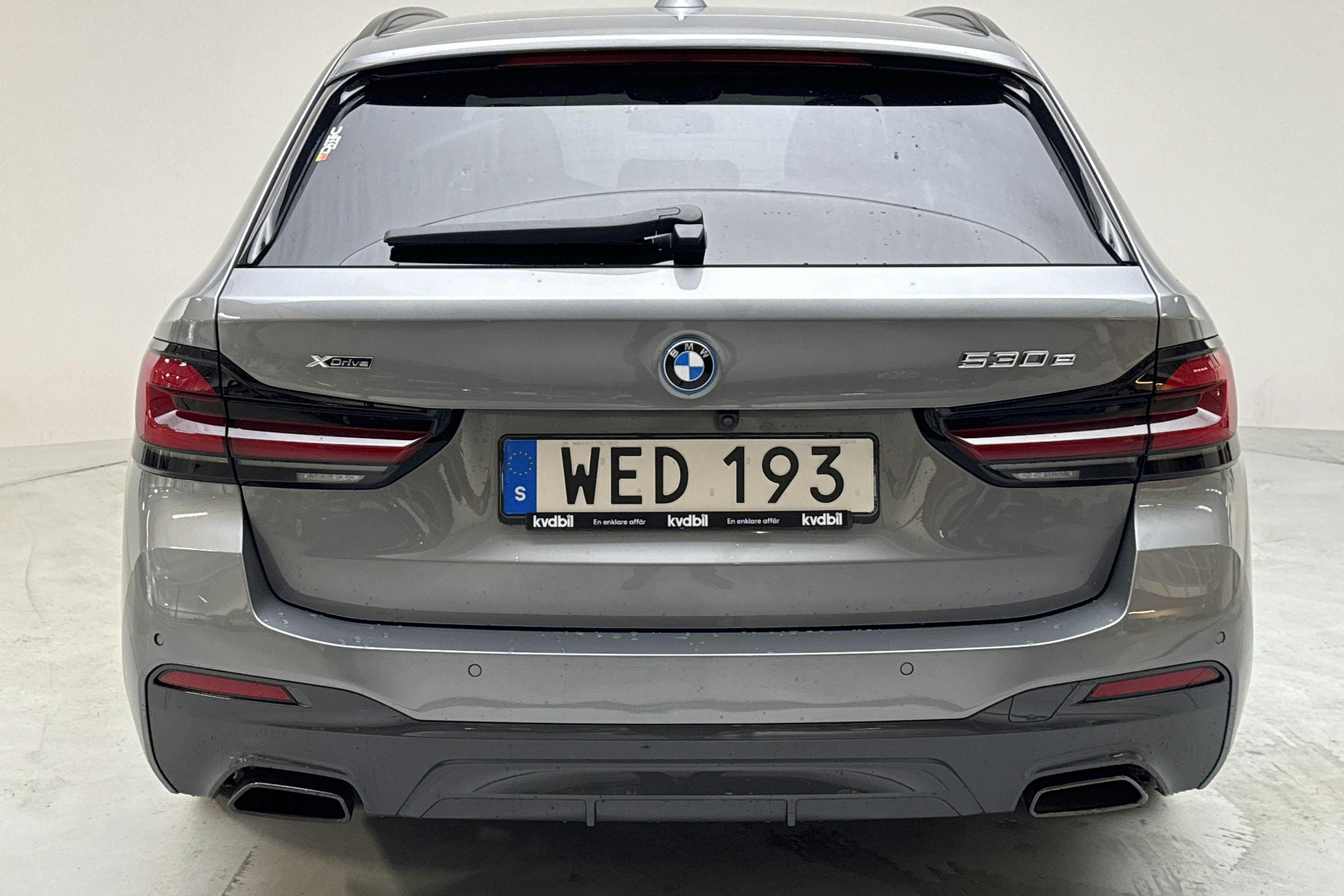 BMW 530e xDrive Touring, G31 12kWh LCI (292hk) - 54 090 km - Automatic - gray - 2023