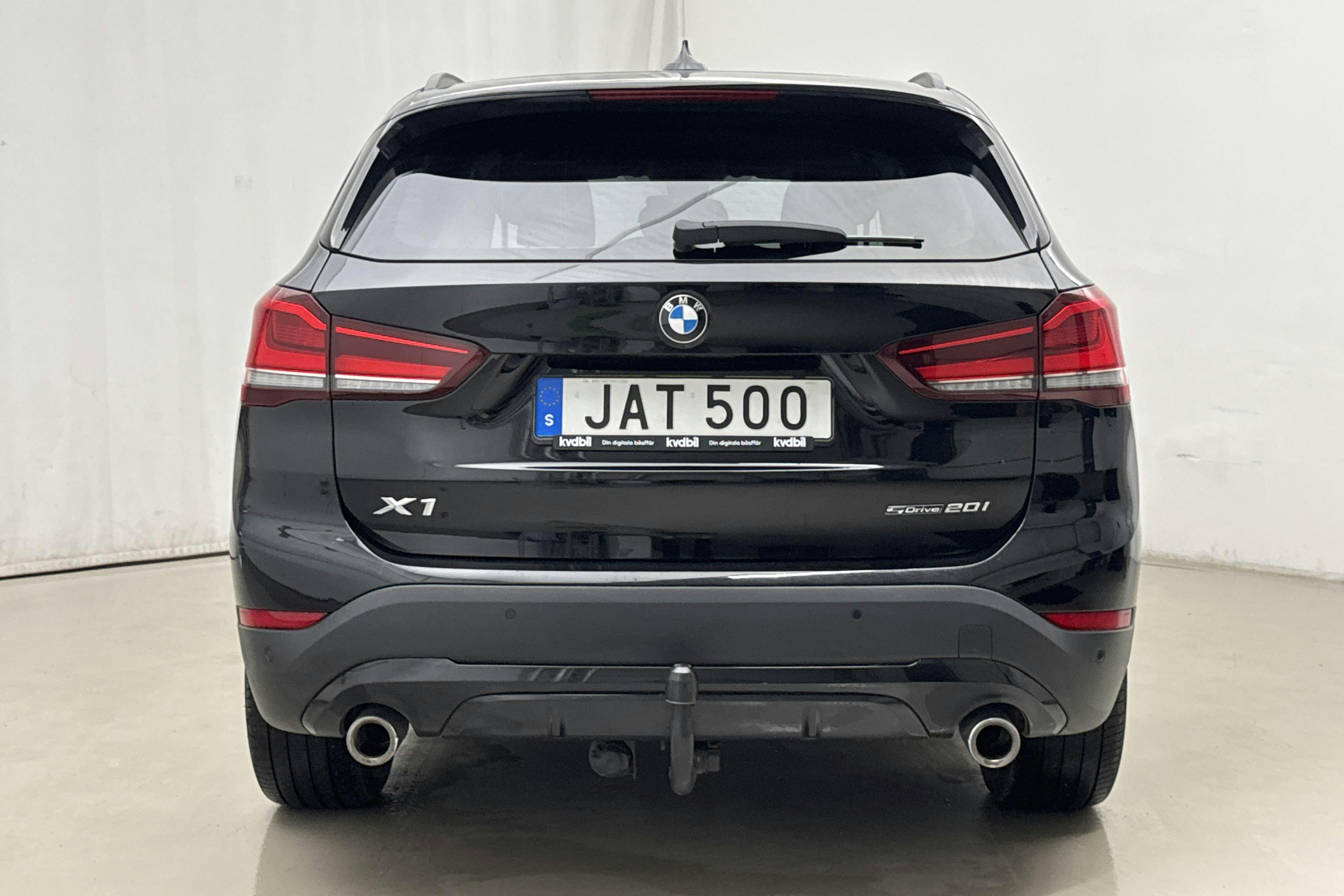 BMW X1 sDrive20i LCI, F48 (178hk) - 104 380 km - Automaatne - must - 2022