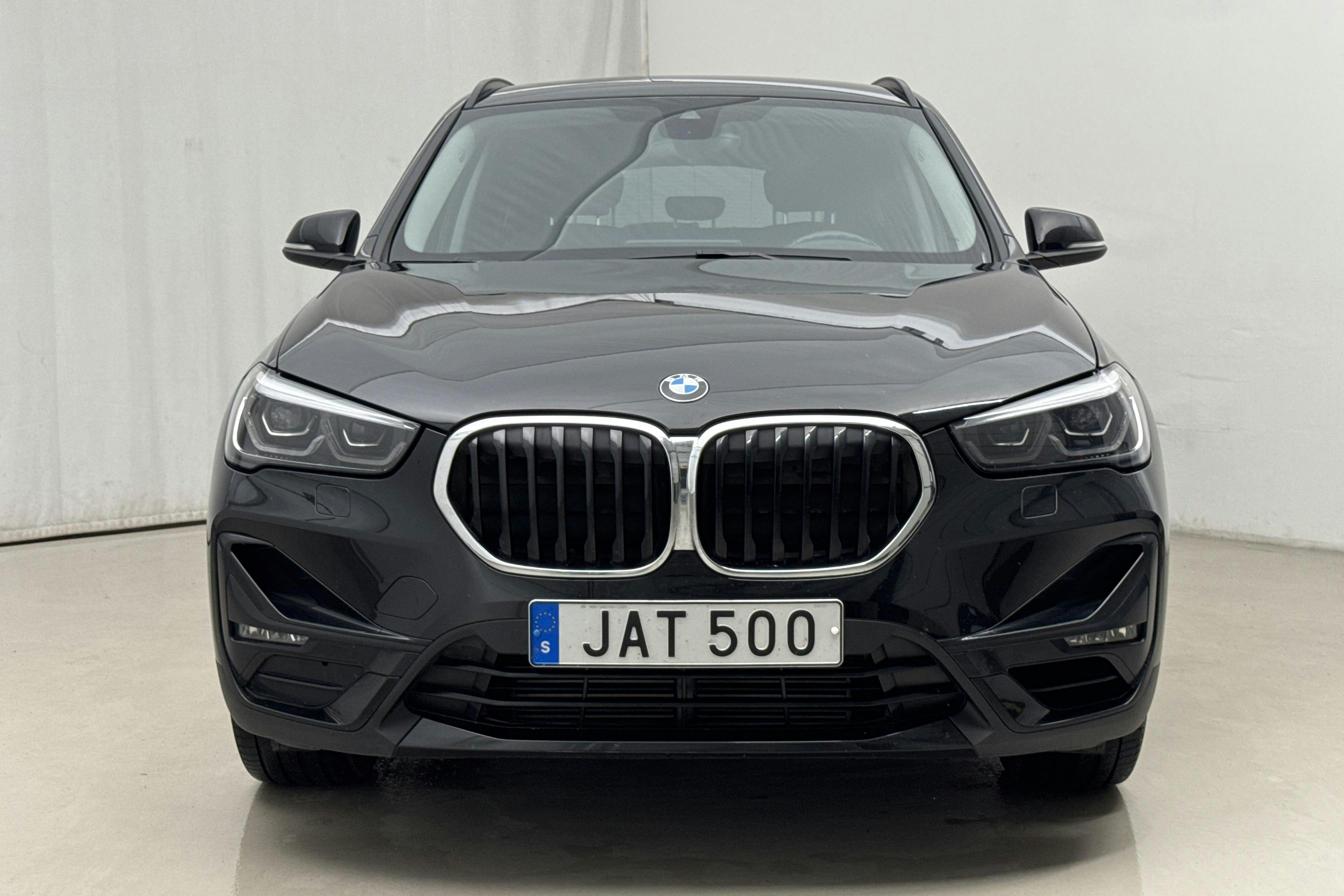 BMW X1 sDrive20i LCI, F48 (178hk) - 104 380 km - Automaatne - must - 2022
