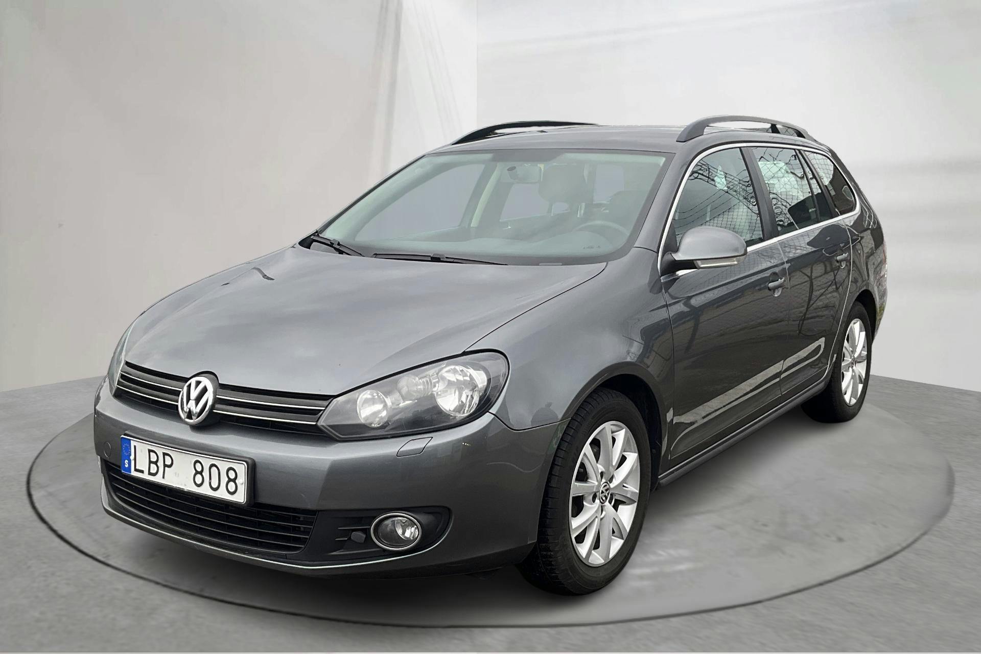 Esitlusfoto 1 aadressil 14: VW Golf VI 1.6 MultiFuel E85 Variant (102hk) - 97 360 km - Käsitsi - Dark Grey - 2011