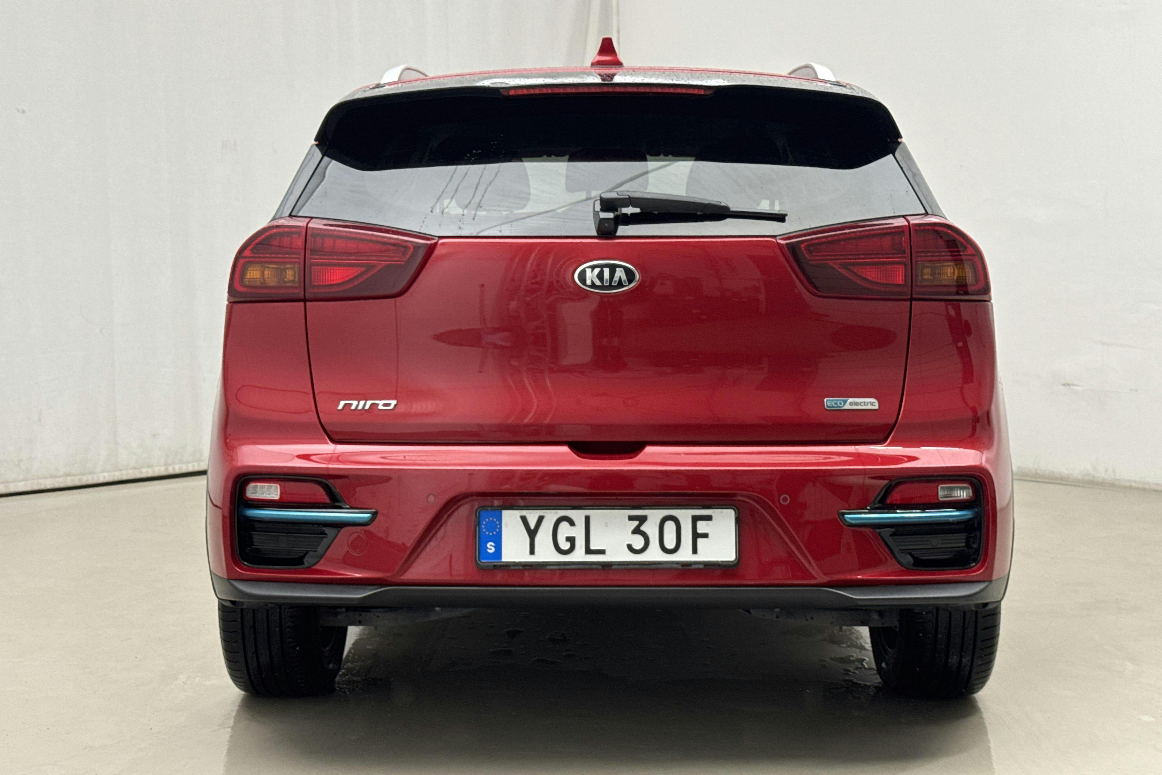 KIA e-Niro 64 kWh (204hk) - 108 310 km - Automatic - red - 2021