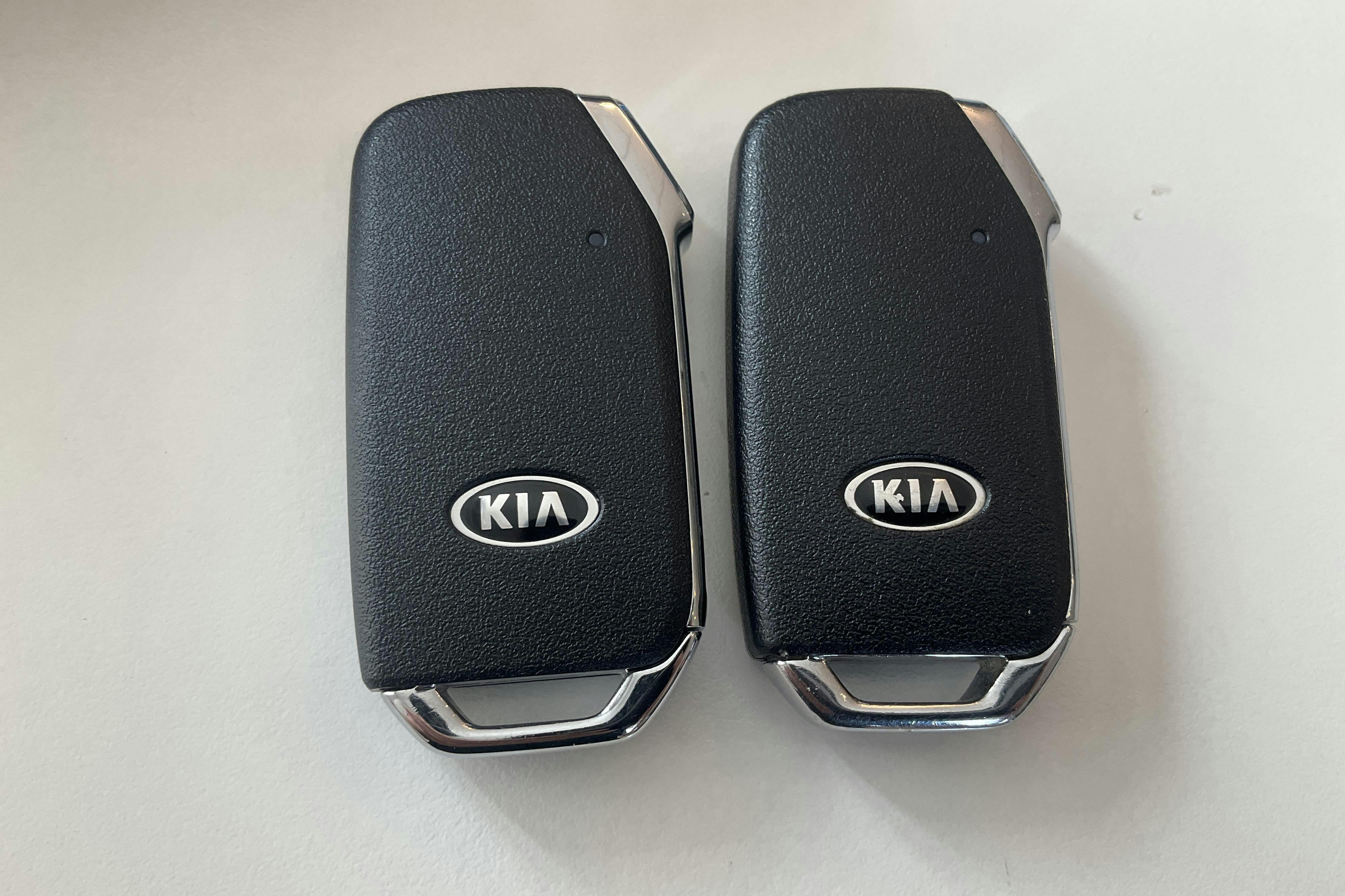 Presentation photo 17 of 17: KIA e-Niro 64 kWh (204hk) - 108 310 km - Automatic - red - 2021