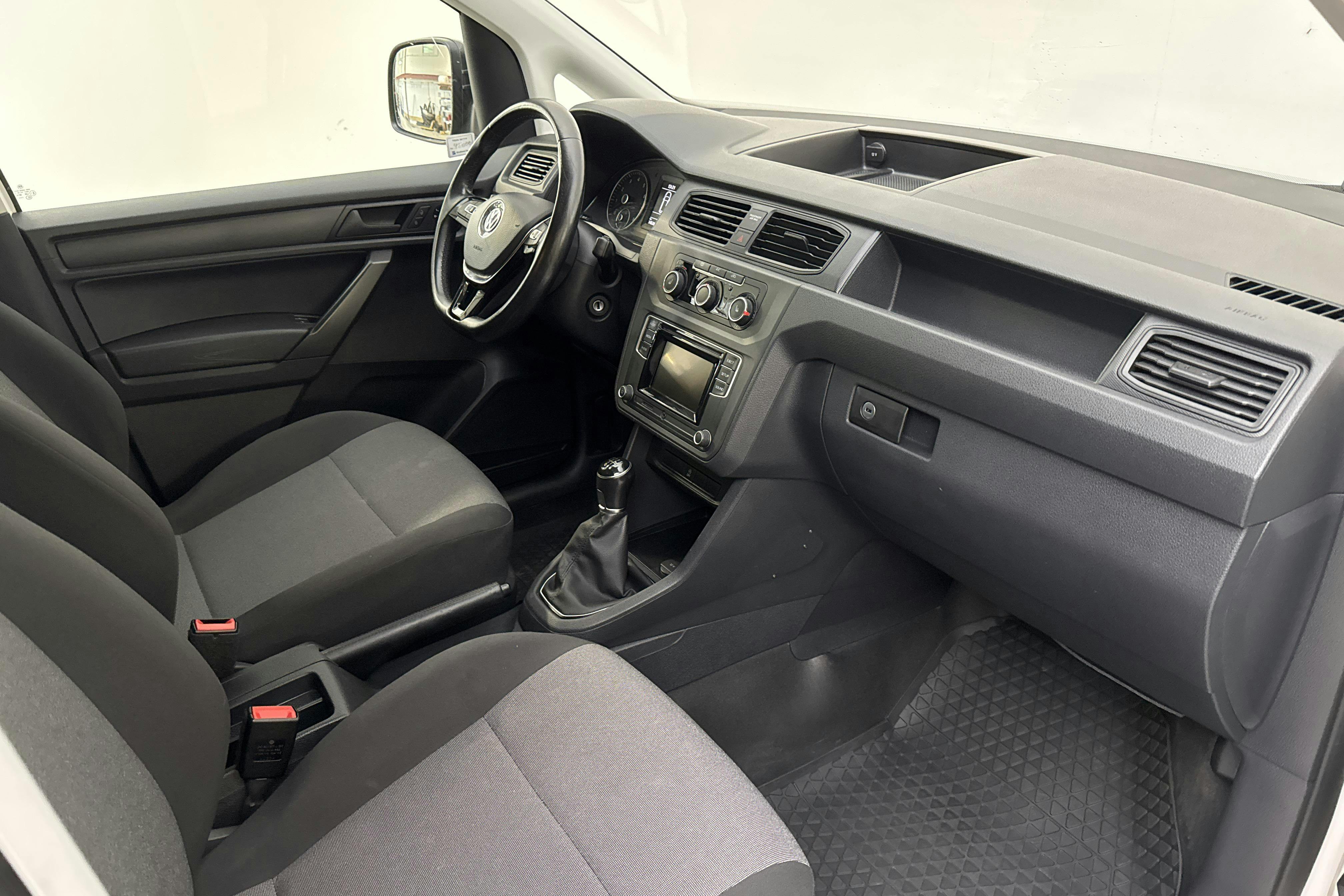 VW Caddy 1.4 TGI (110hk) - 3 452 mil - Manuell - vit - 2018
