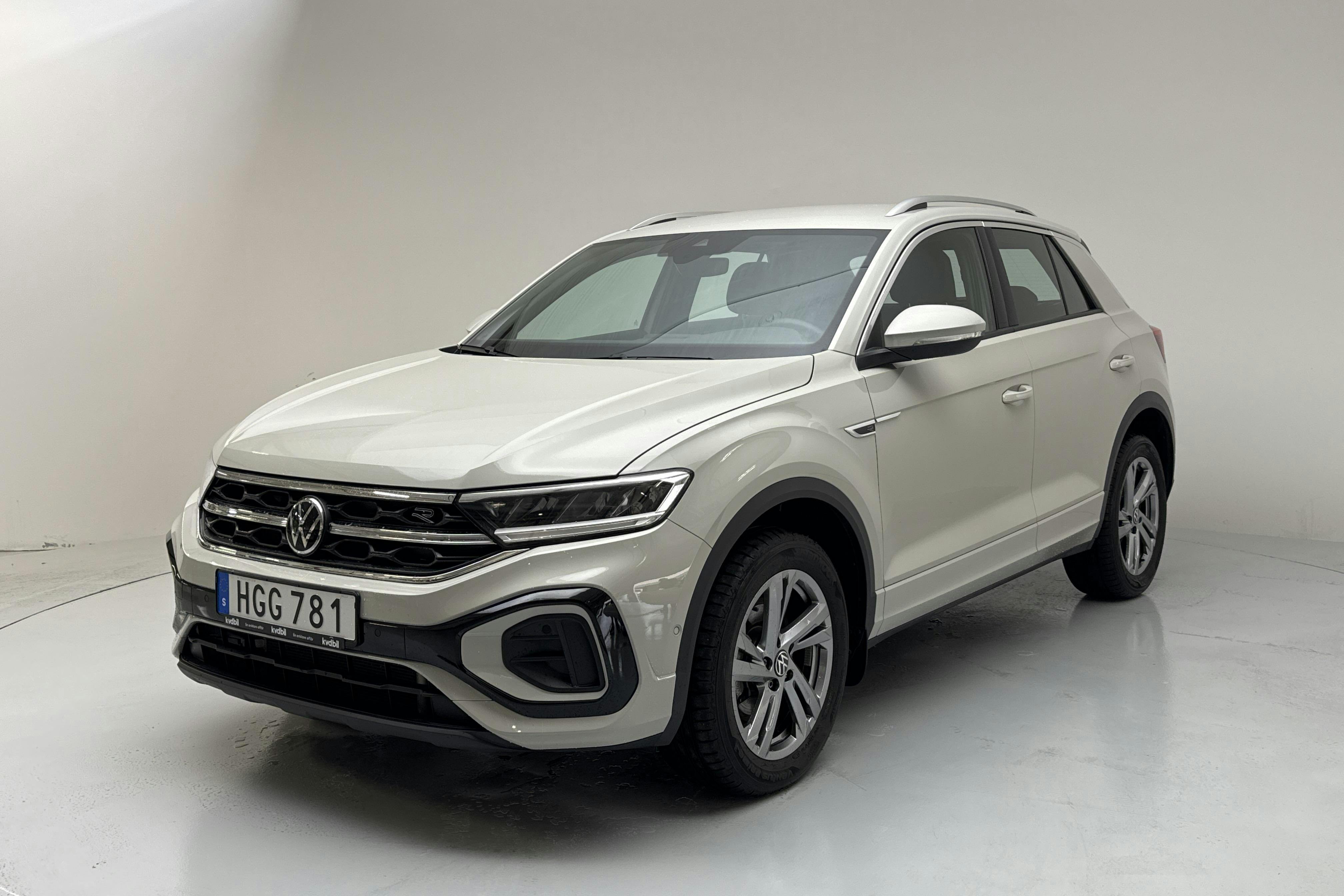 VW T-Roc 2.0 TDI 4MOTION (150hk) - 2 223 mil - Automat - Light Grey - 2024