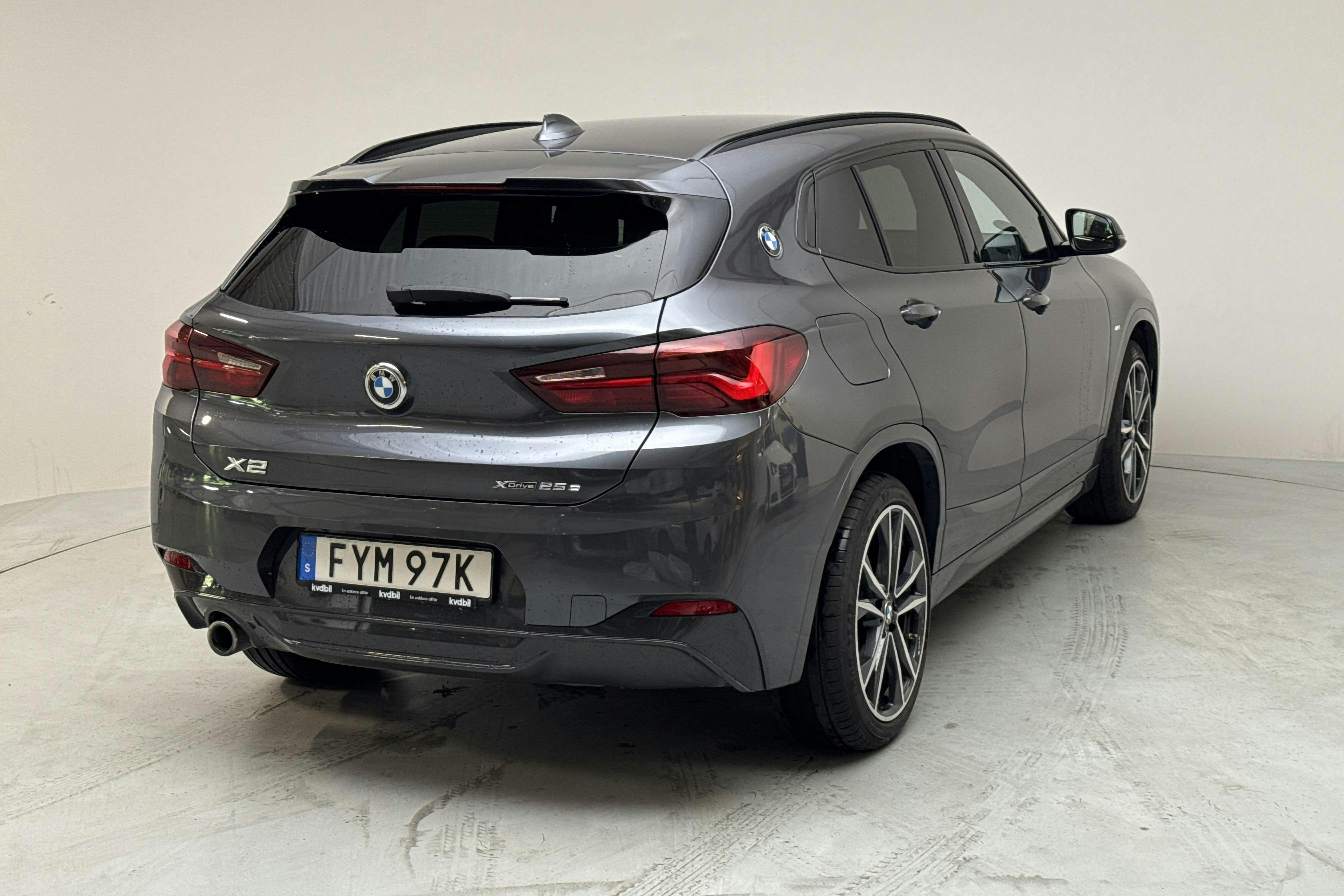 BMW X2 xDrive25e, F39 (220hk) - 53 820 km - Automaatne - hall - 2021
