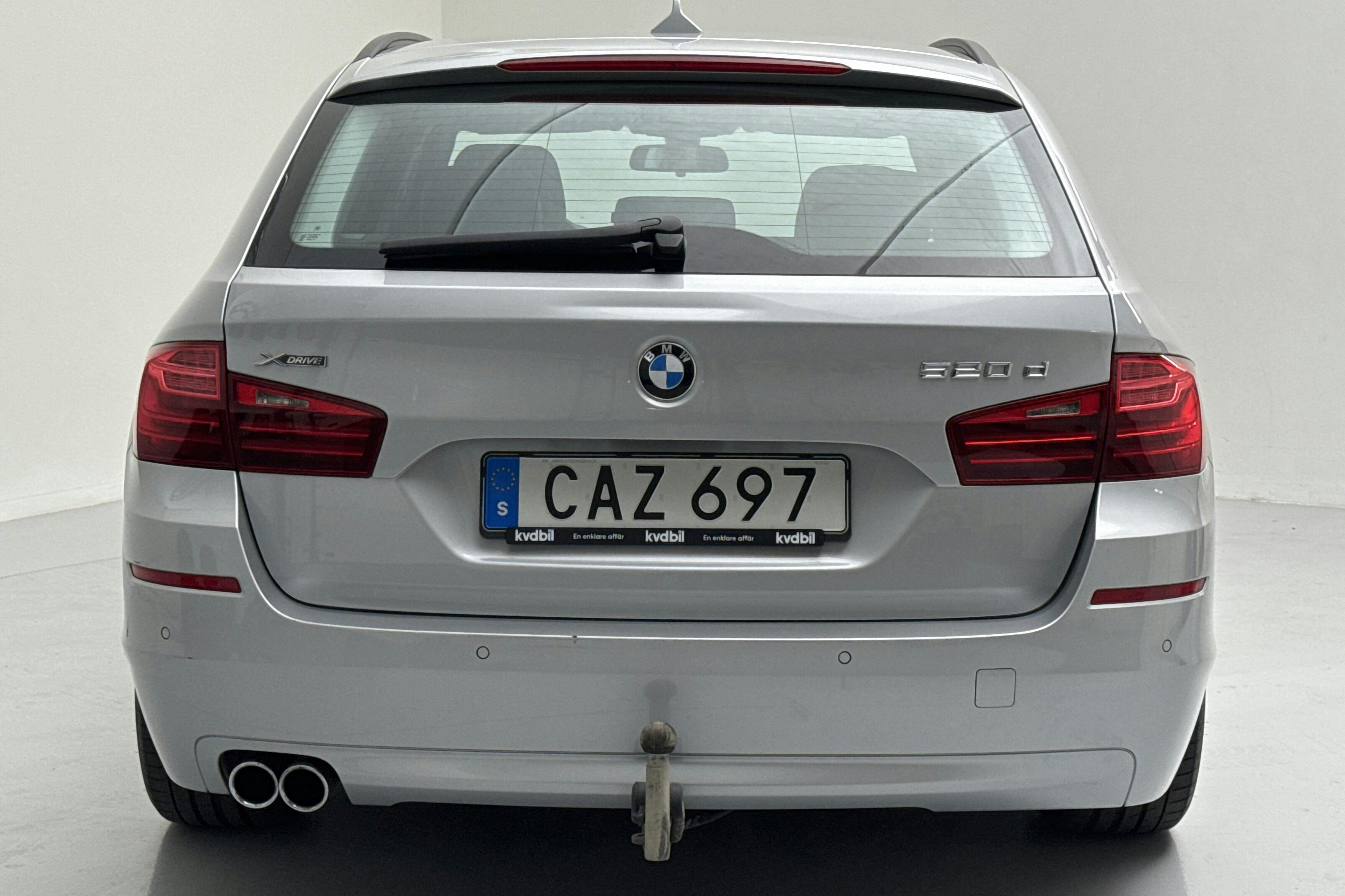 BMW 520d xDrive Touring, F11 (190hk) - 122 890 km - Automaatne - hõbe - 2017