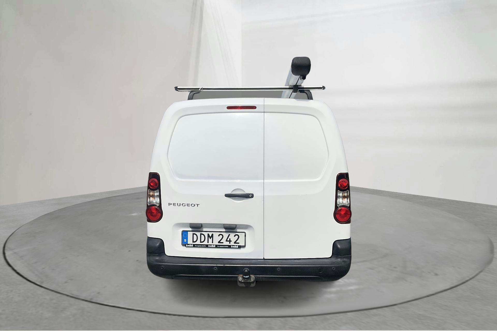 Peugeot Partner 1.6 e-HDI Skåp (90hk) - 76 450 km - Käsitsi - valge - 2014
