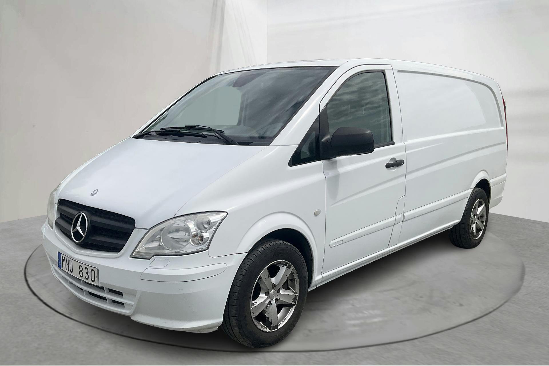Presentation photo 1 of 12: Mercedes Vito 113 CDI W639 (136hk) - 169 670 km - Automatic - white - 2012