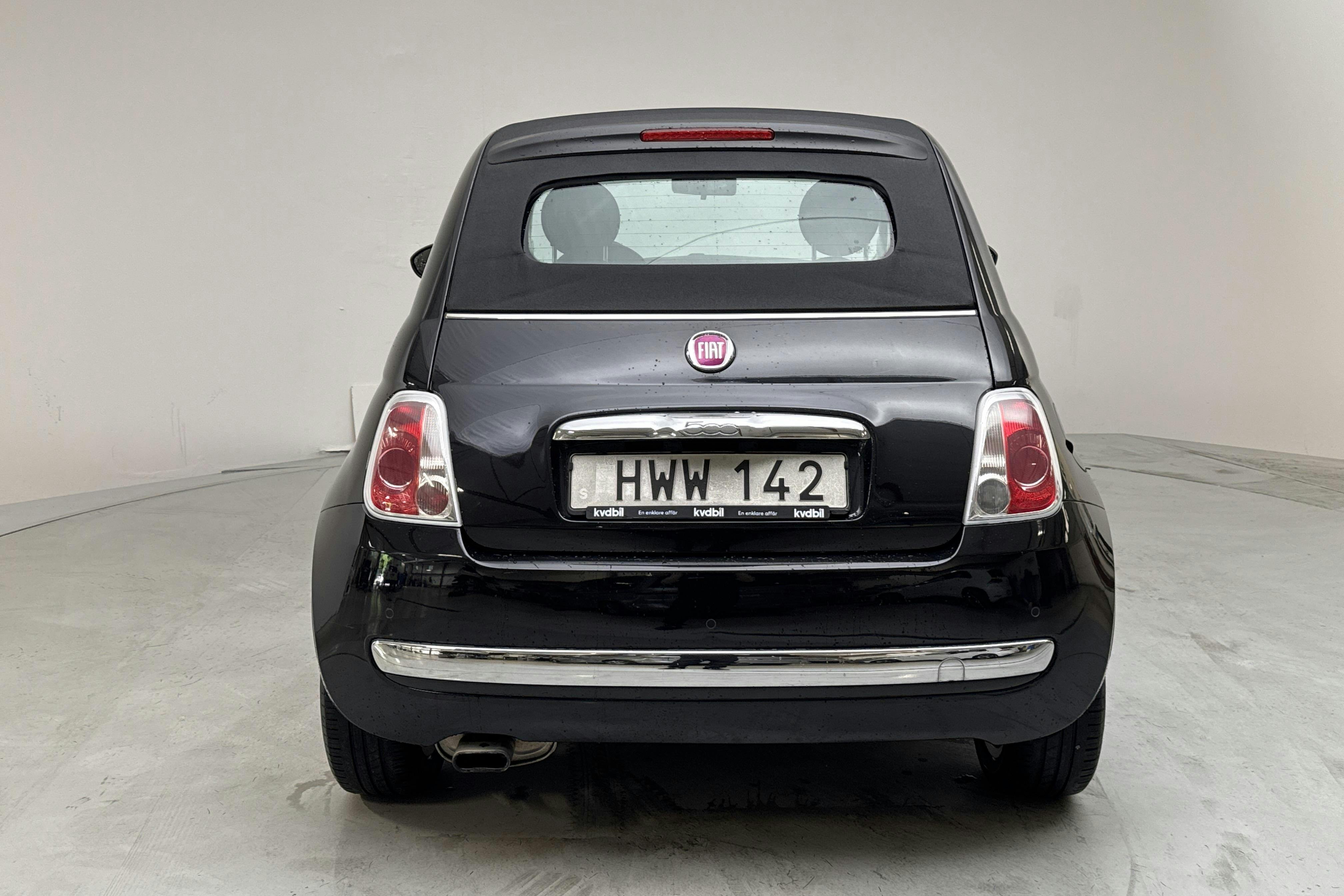 Fiat 500C 1.2 (69hk) - 82 380 km - Käsitsi - must - 2015