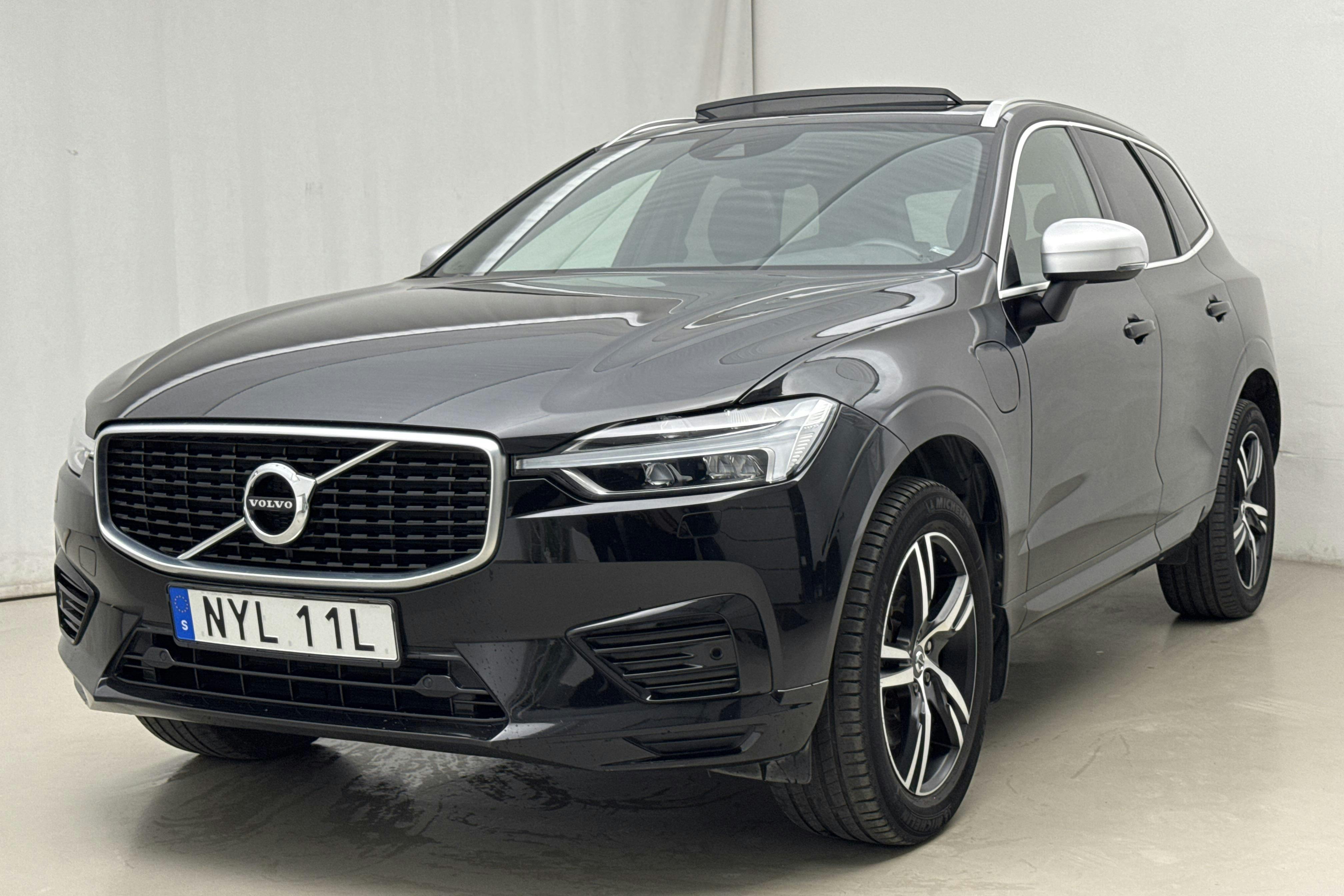 Presentation photo 1 of 22: Volvo XC60 T8 AWD Recharge (390hk) - 97 330 km - Automatic - black - 2019