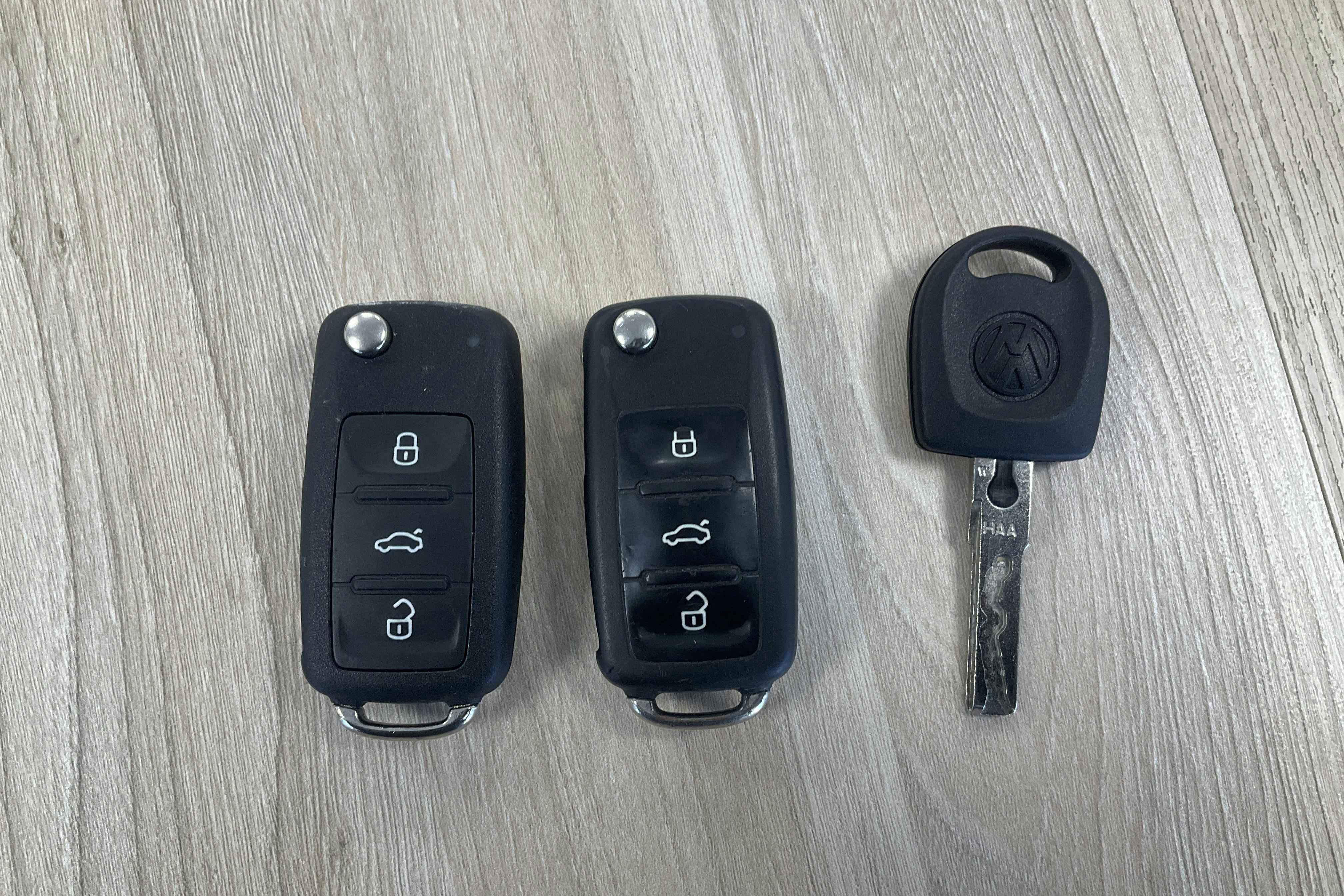 Presentationsfoto 14 av 14: VW Caravlle T5 2.0 TDI 4MOTION (140hk) - 5 621 mil - Manuell - Dark Blue - 2012