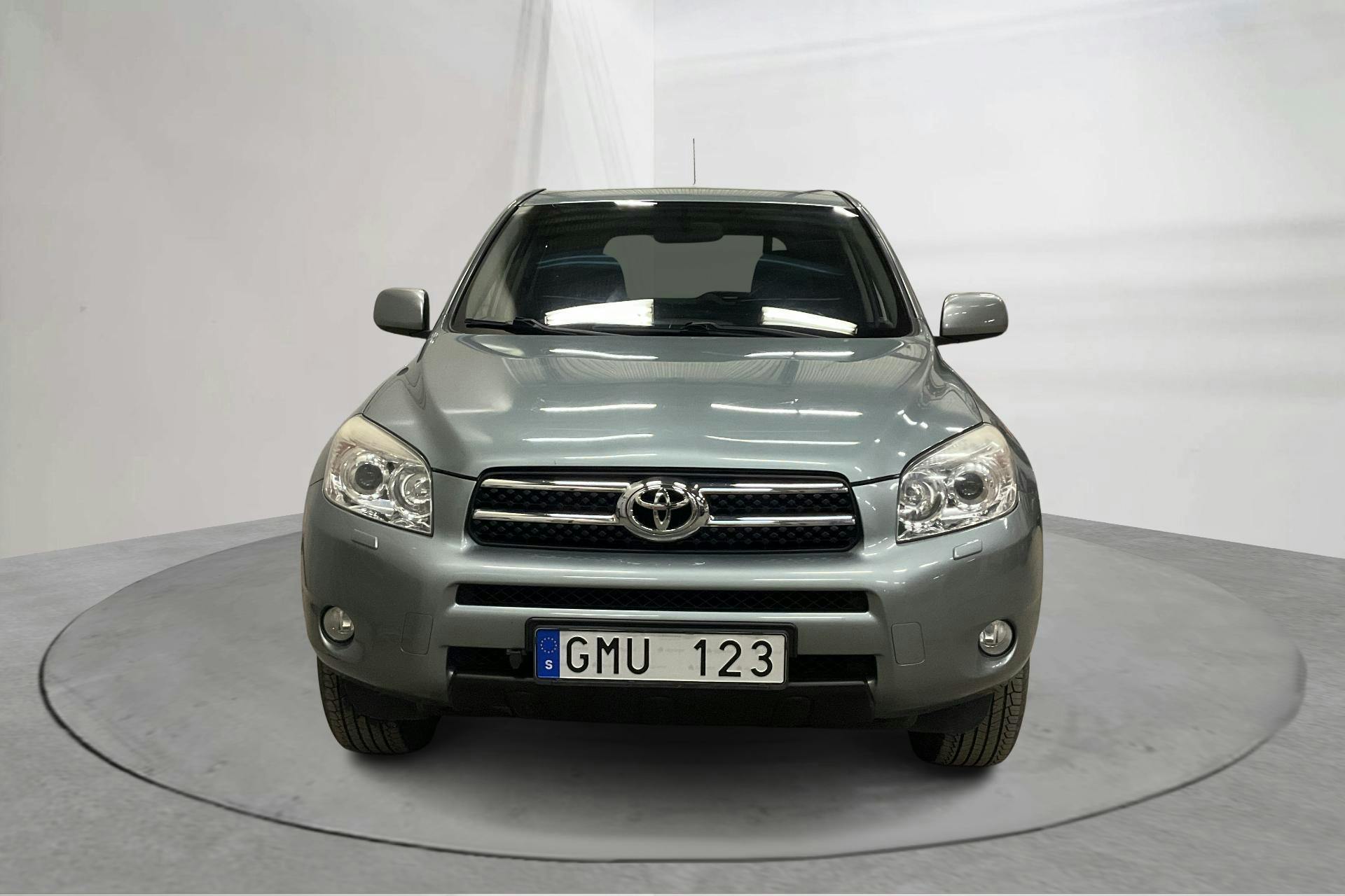 Toyota RAV4 2.0 (152hk) - 109 830 km - Käsitsi - Light Green - 2007