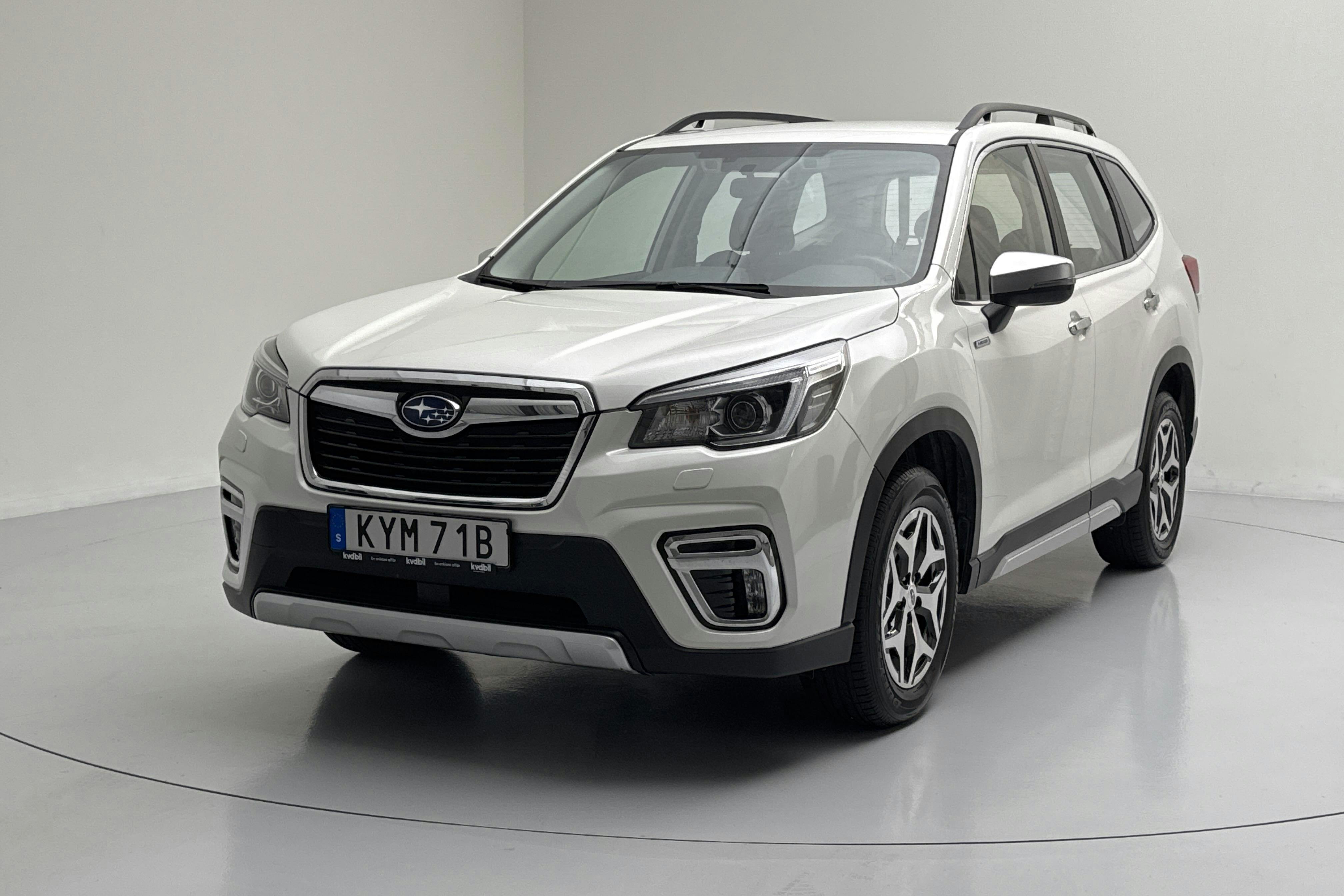 Subaru Forester e-Boxer 2.0i AWD (150hk) - 6 550 mil - Automat - vit - 2020