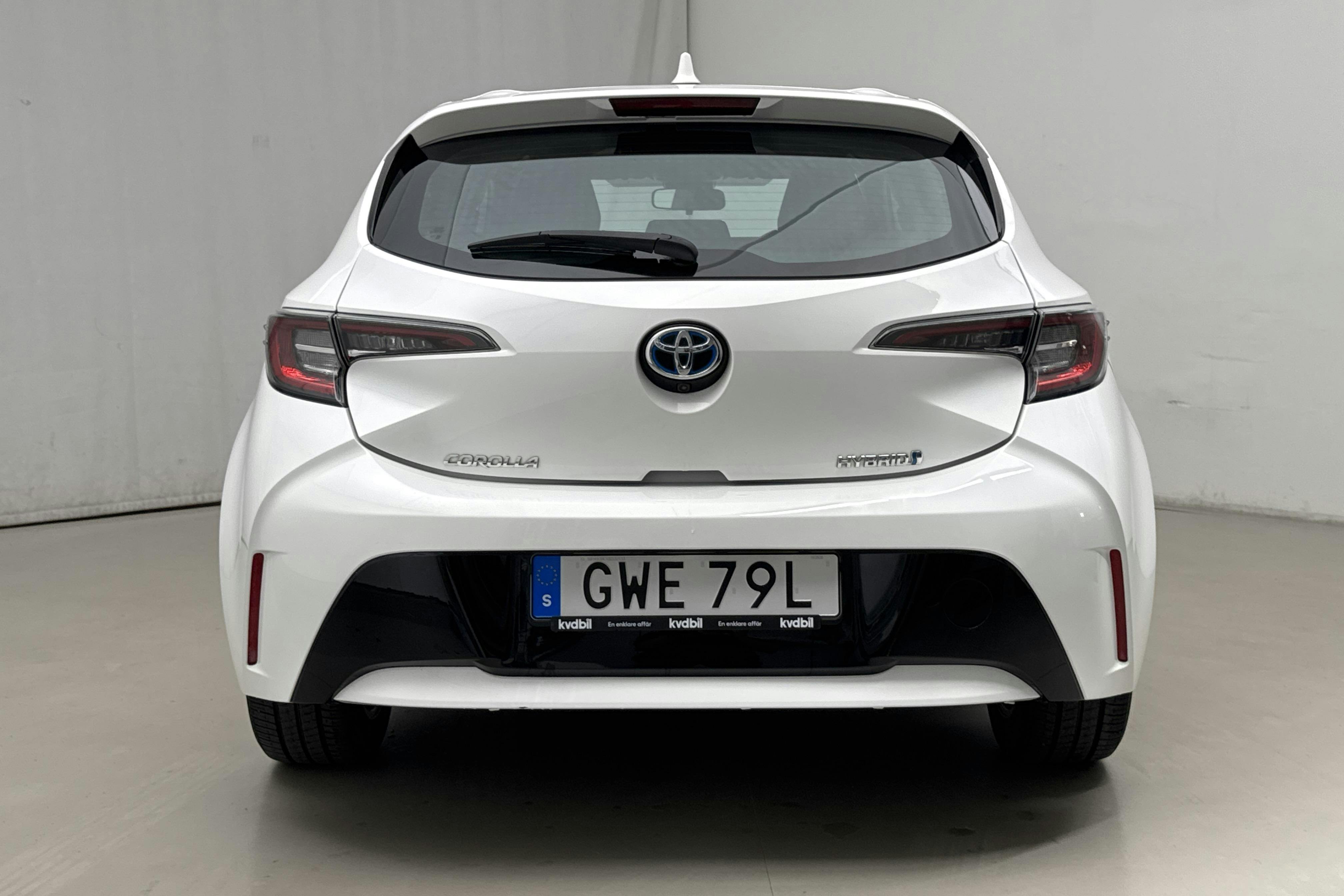 Toyota Corolla 1.8 Hybrid 5dr (122hk) - 9 865 mil - Automat - vit - 2019