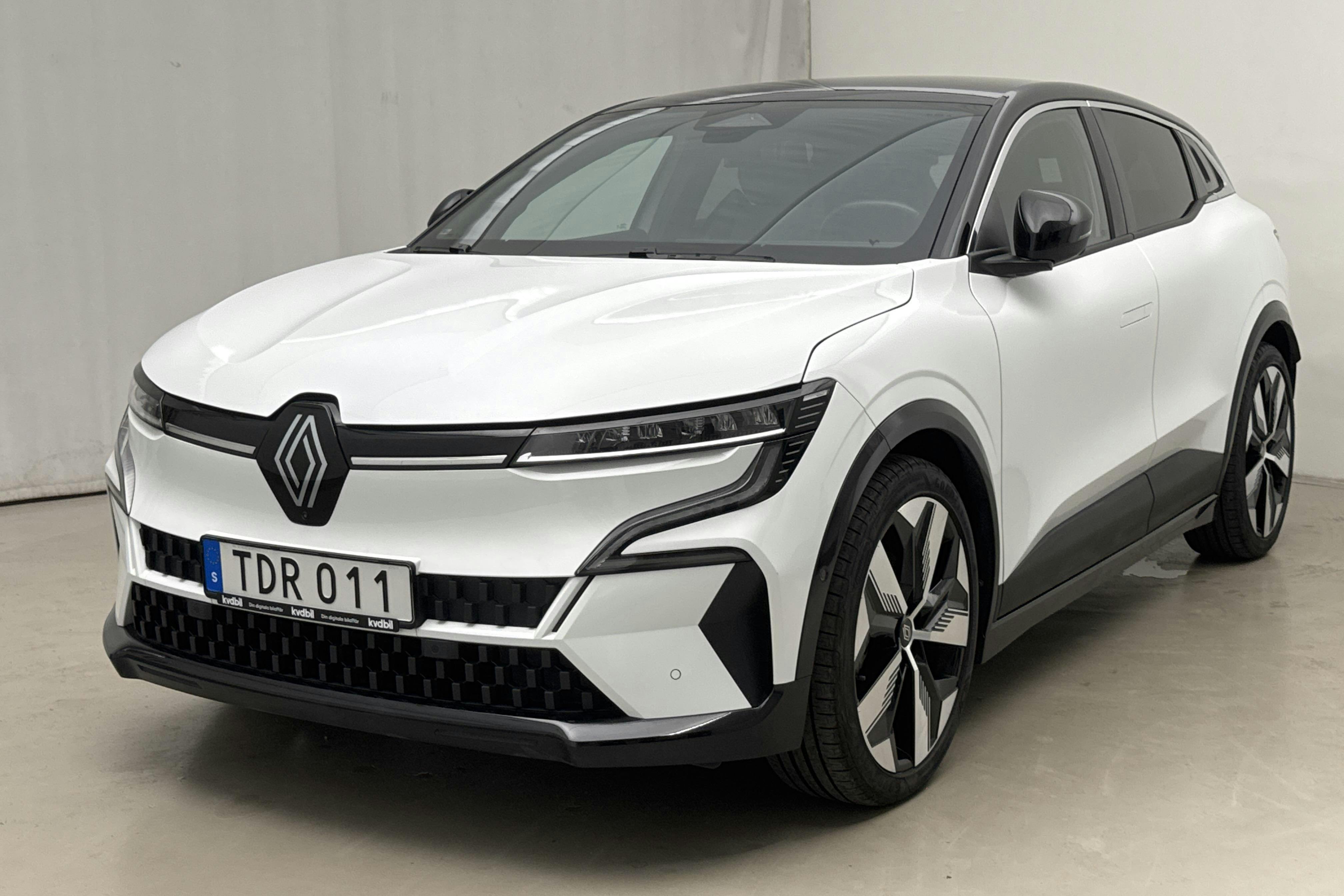Renault Mégane E-TECH 60 kWh (220hk) - 2 208 mil - Automat - vit - 2023