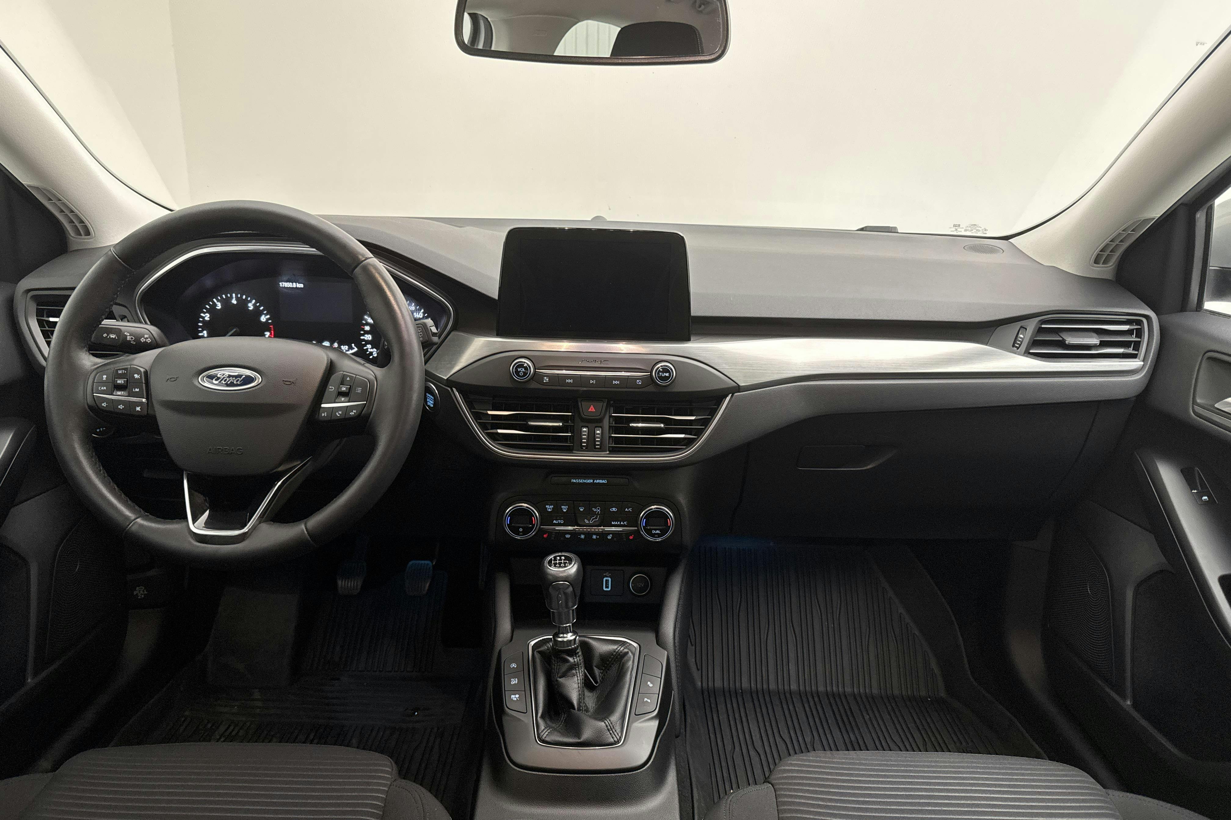 Ford Focus 1.0T EcoBoost 5dr (125hk) - 17 850 km - Käsitsi - hall - 2019
