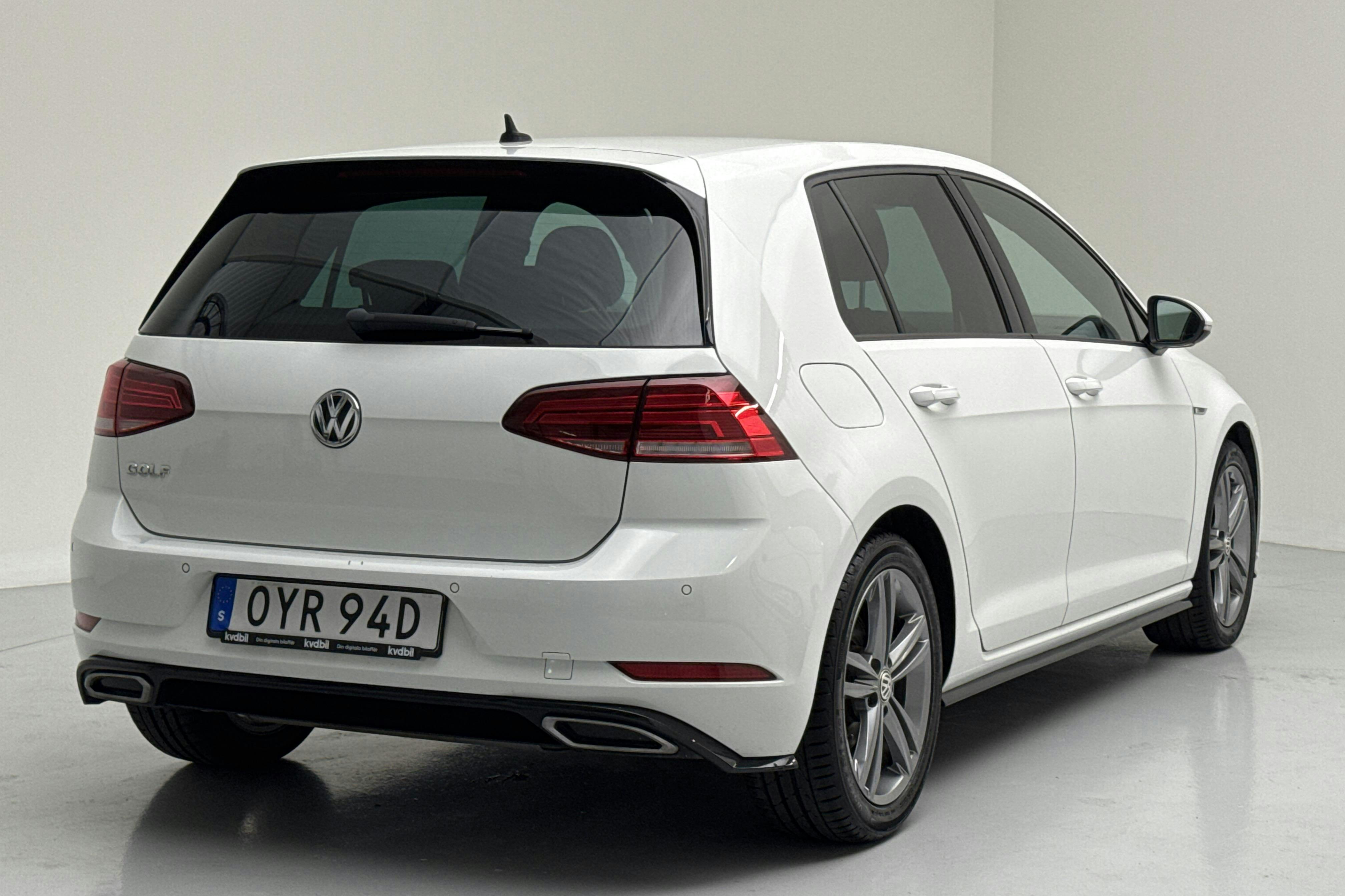 VW Golf VII 1.5 TSI 5dr (150hk) - 6 305 mil - Manuell - vit - 2020