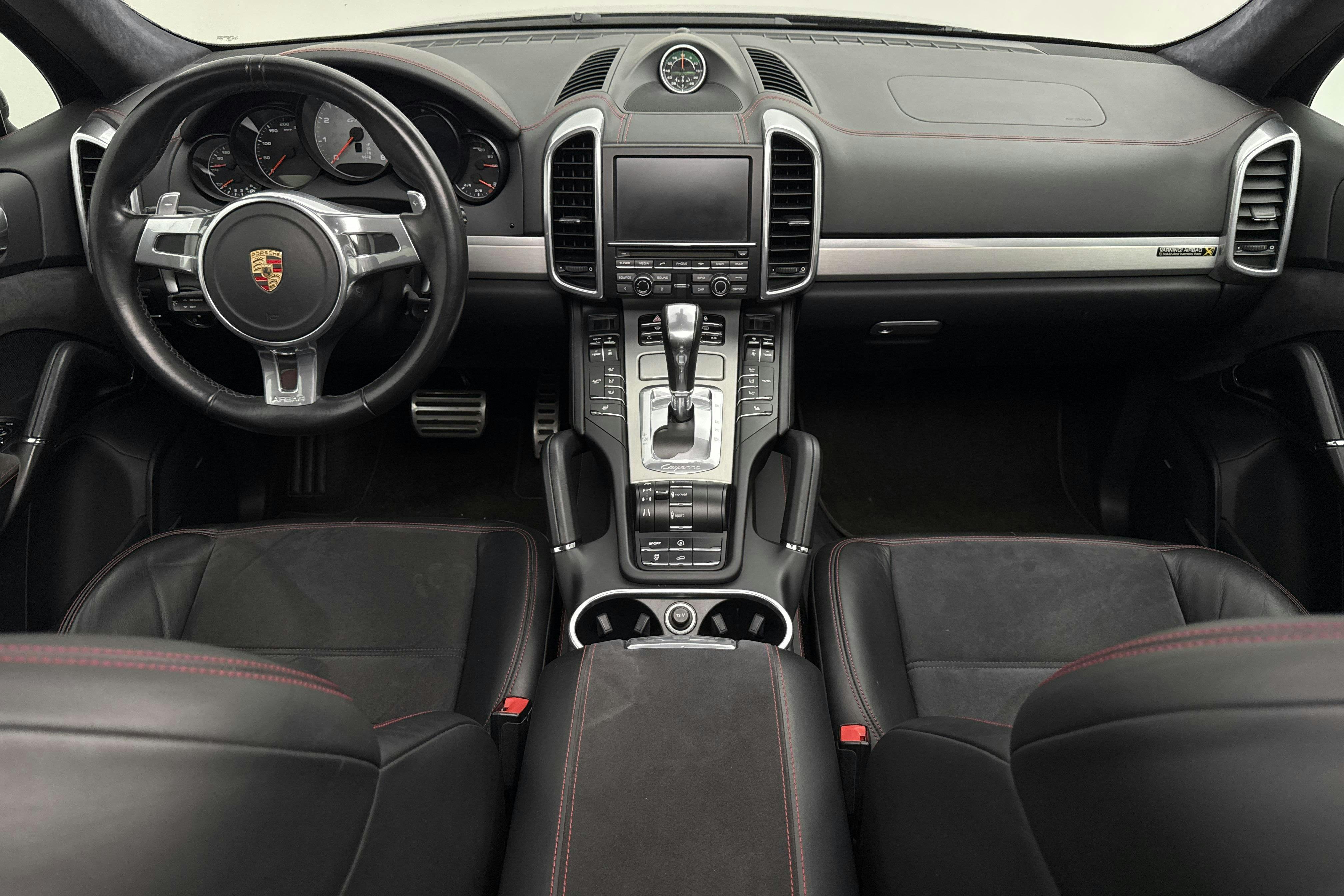 Porsche Cayenne GTS (420hk) - 17 064 mil - Automat - Dark Grey - 2013