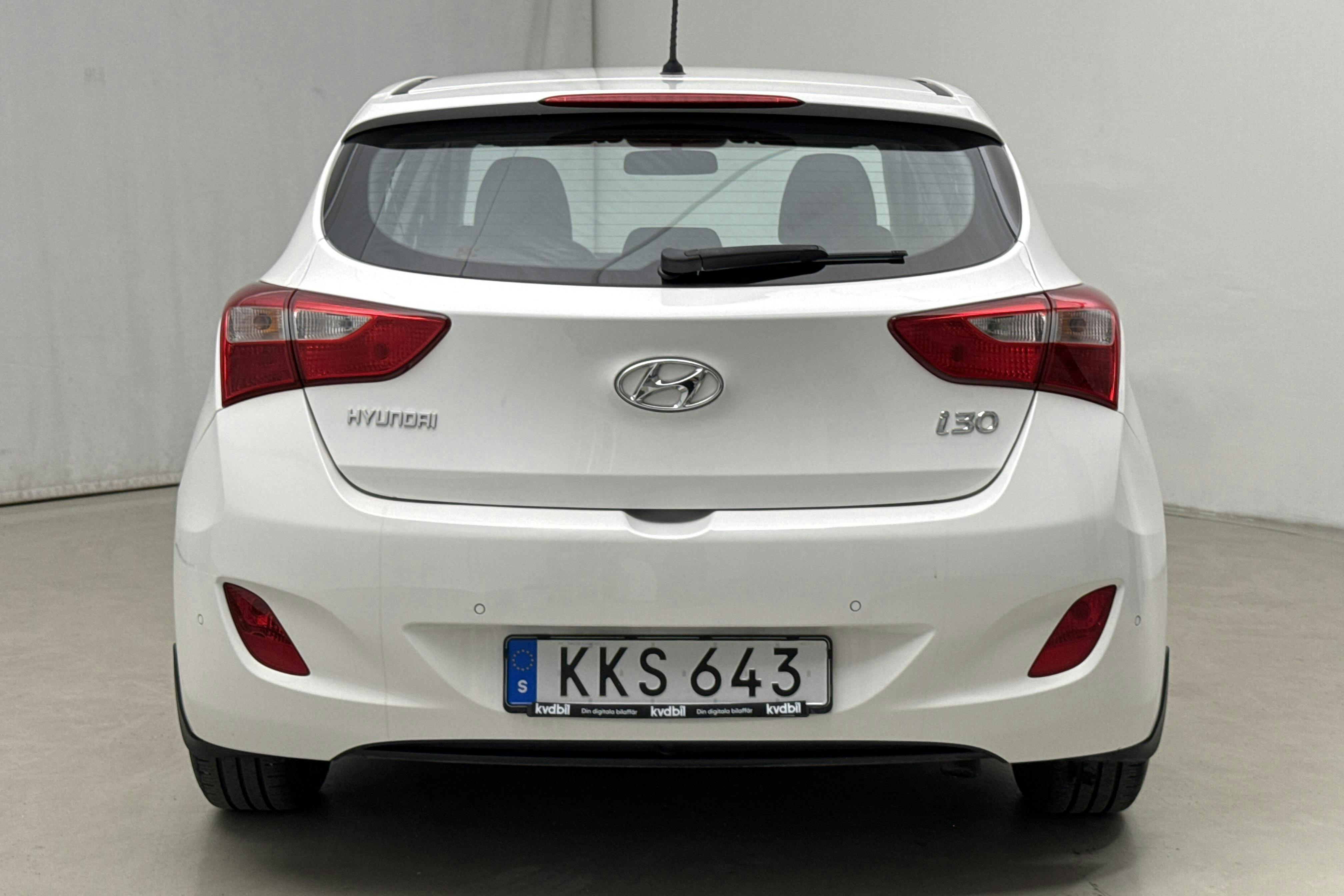 Hyundai i30 1.6 GDI 5dr (135hk) - 10 890 mil - Manuell - vit - 2014