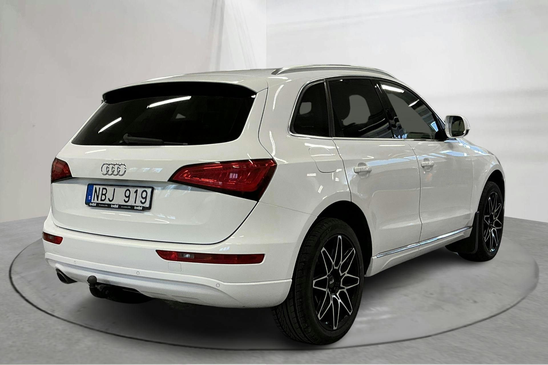 Audi Q5 2.0 TDI quattro (177hk) - 16 378 mil - Automat - vit - 2013