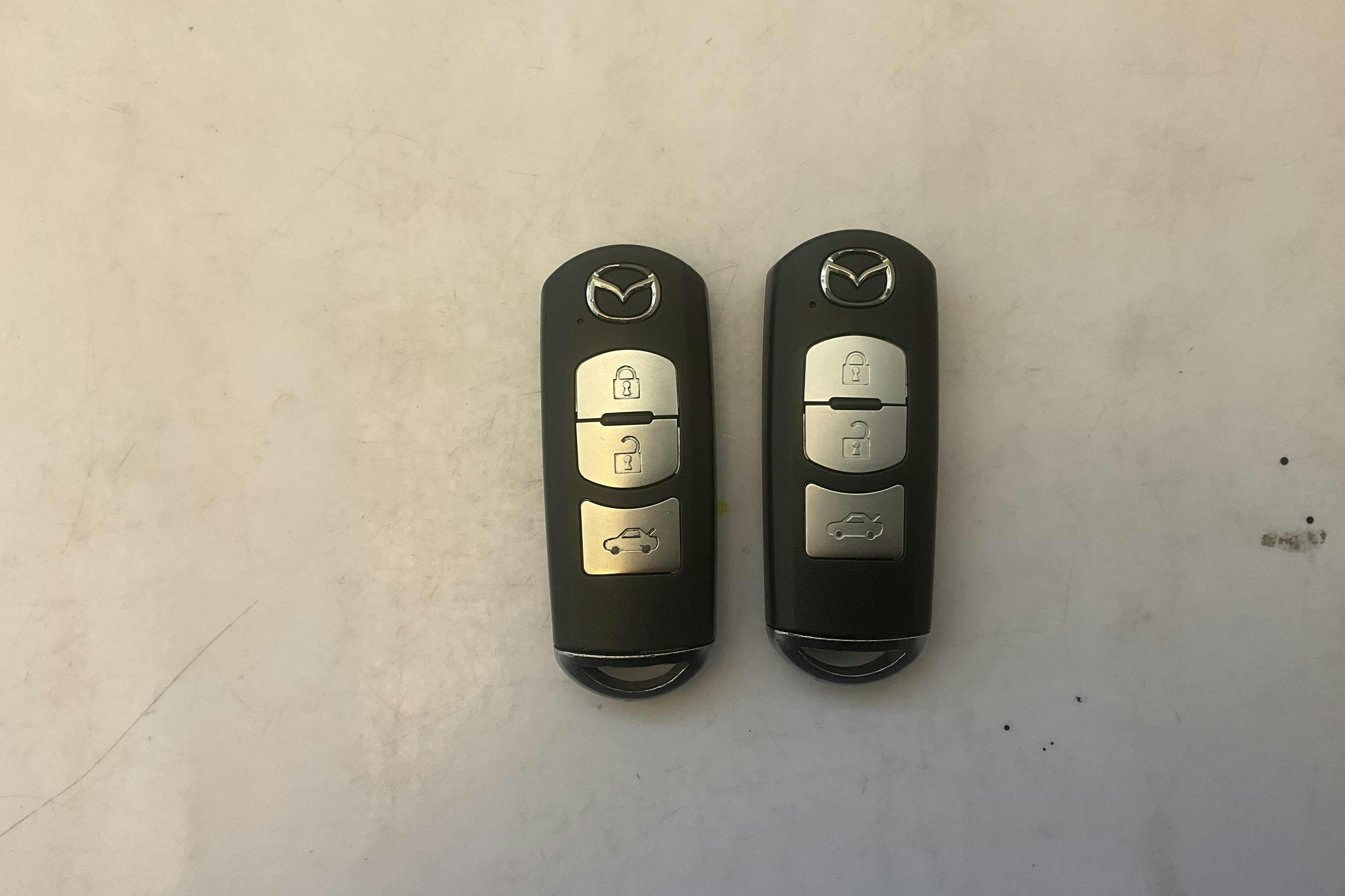 Esitlusfoto 17 aadressil 17: Mazda MX-5 2.0 (184hk) - 25 680 km - Käsitsi - must - 2019