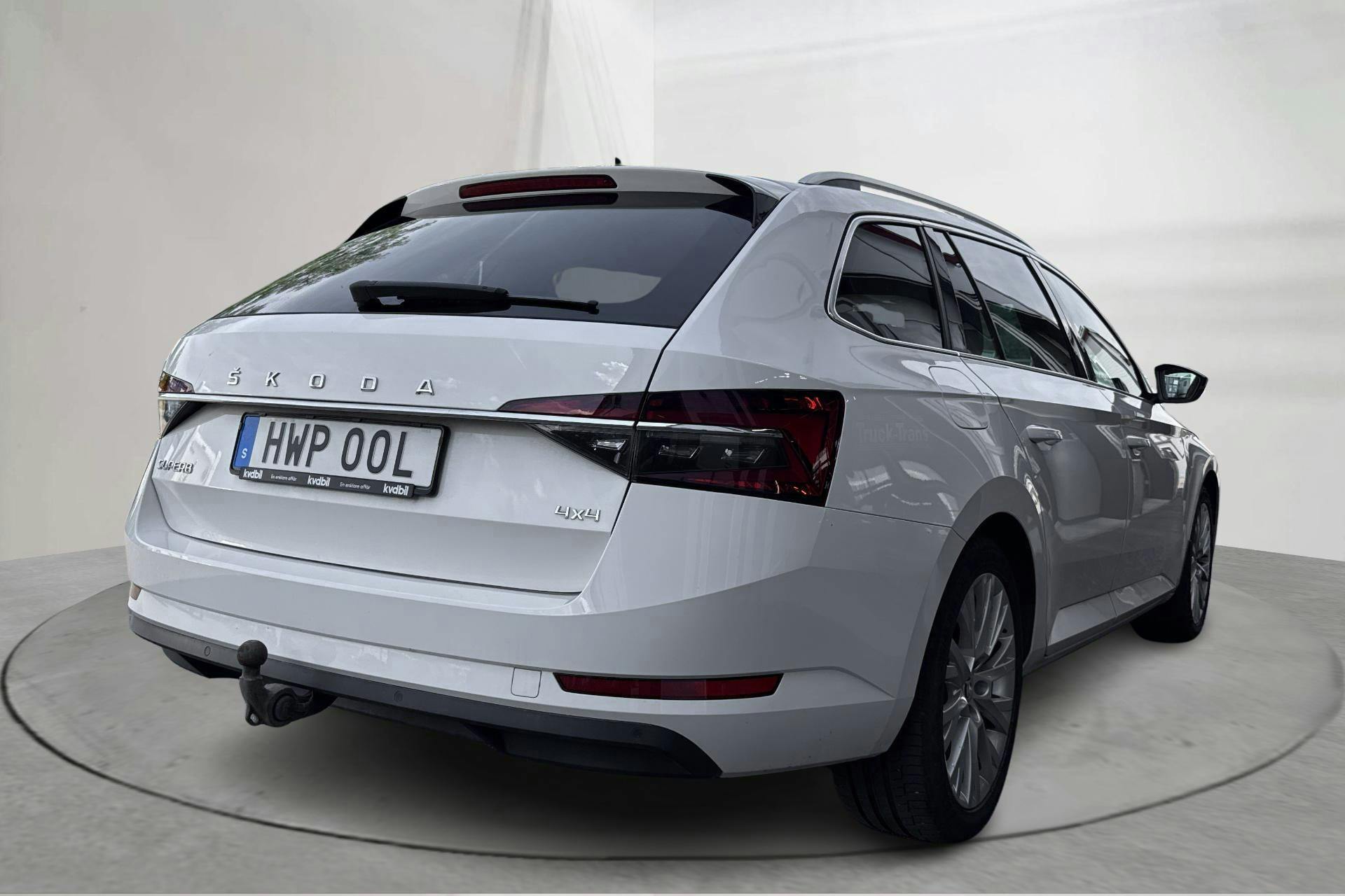 Skoda Superb 2.0 TDI 4x4 Kombi (190hk) - 12 464 mil - Automat - vit - 2020