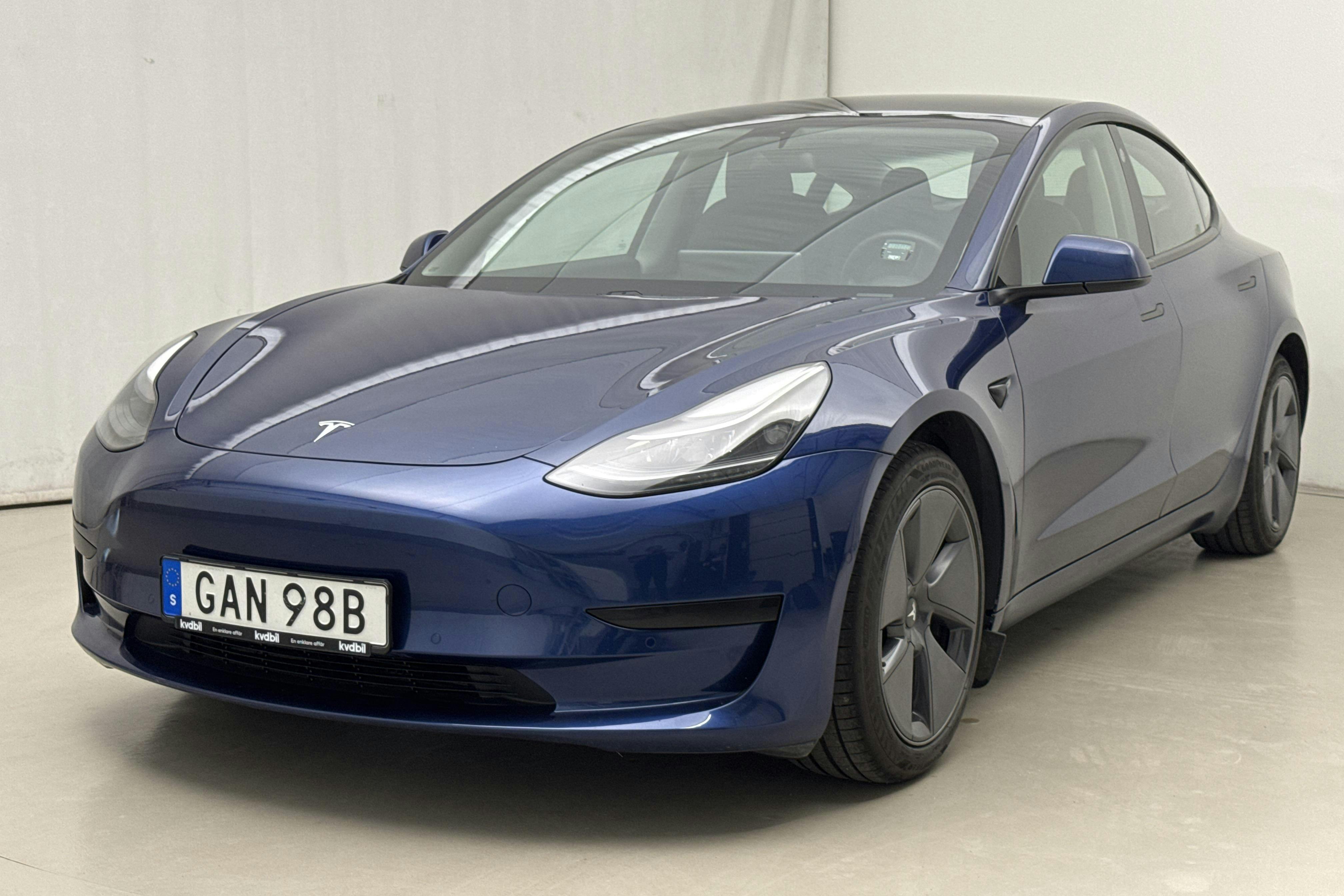 Tesla Model 3 Standard Range RWD - 83 300 km - Automatyczna - niebieski - 2021