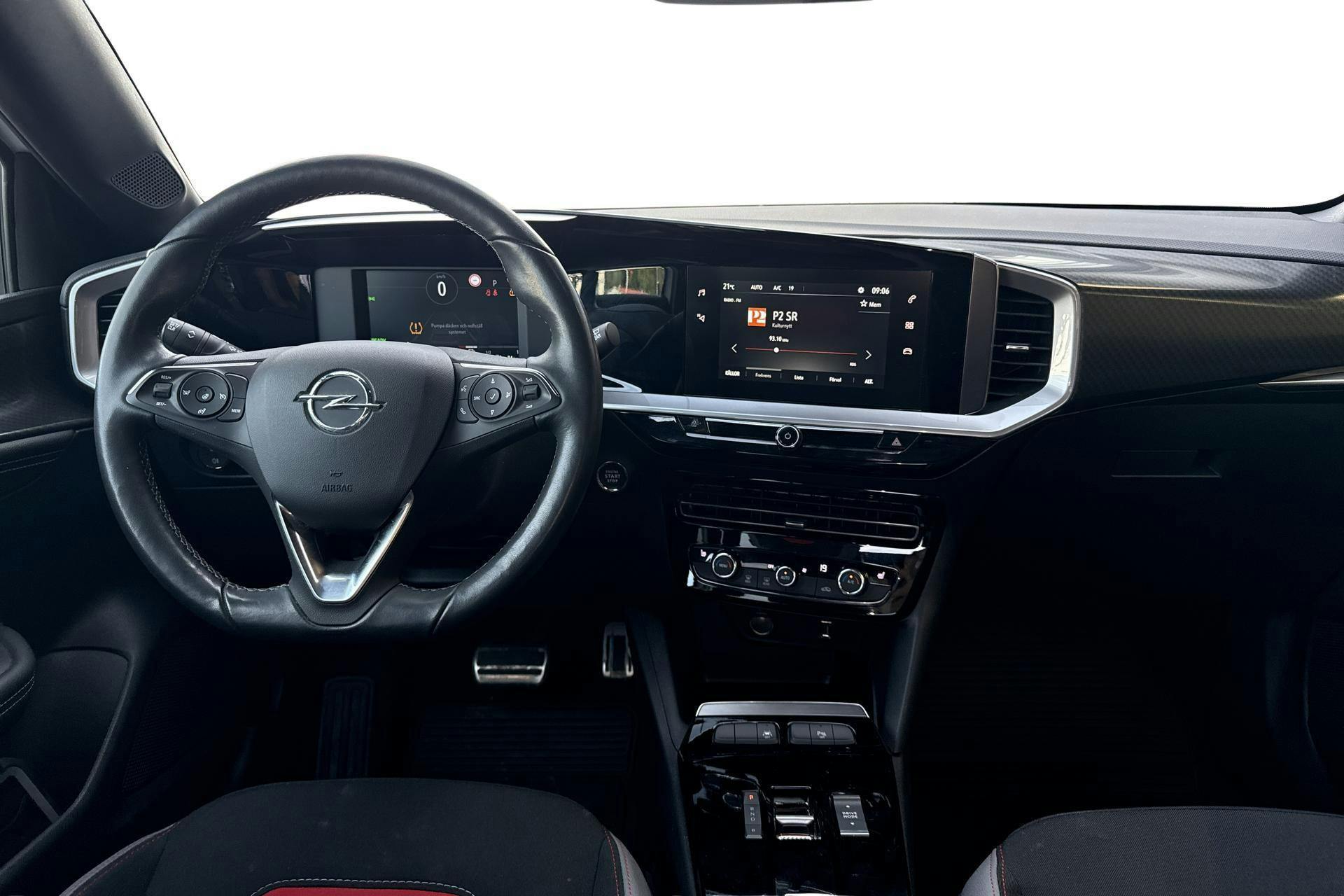 Opel Mokka-e (136hk) - 3 715 mil - Automat - vit - 2022