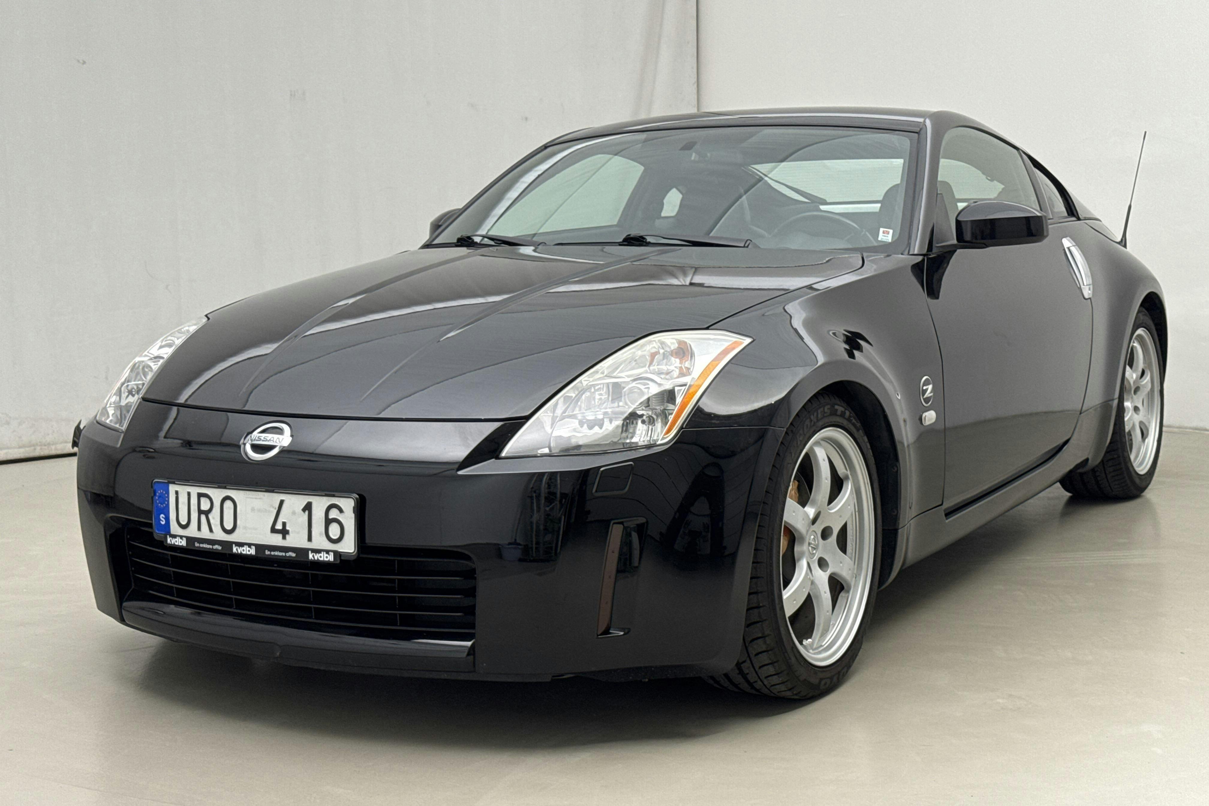 Nissan 350 Z (280hk) - 8 769 mil - Manuell - svart - 2004