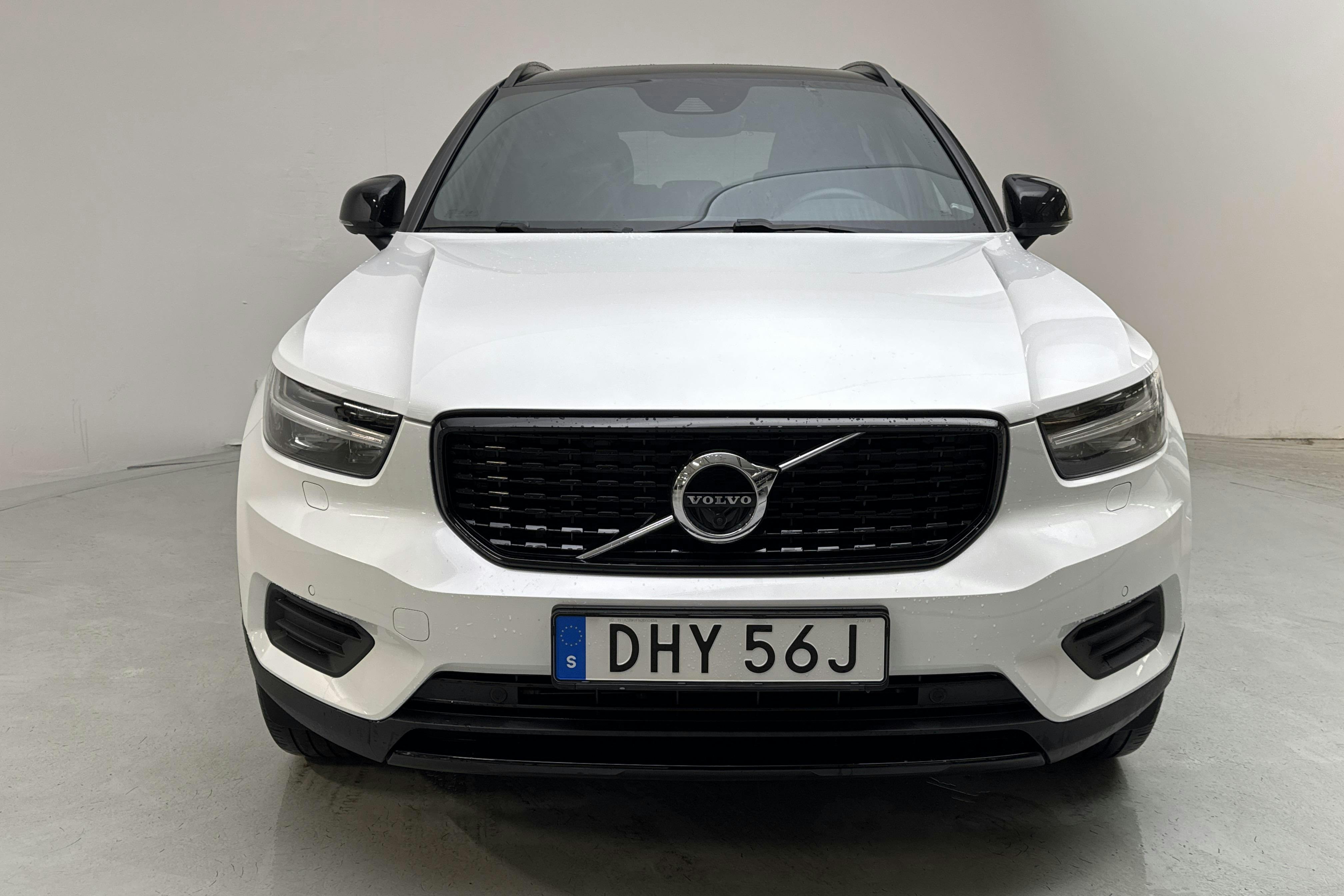 Volvo XC40 T4 2WD Twin Engine (211hk) - 39 320 km - Automatic - white - 2022