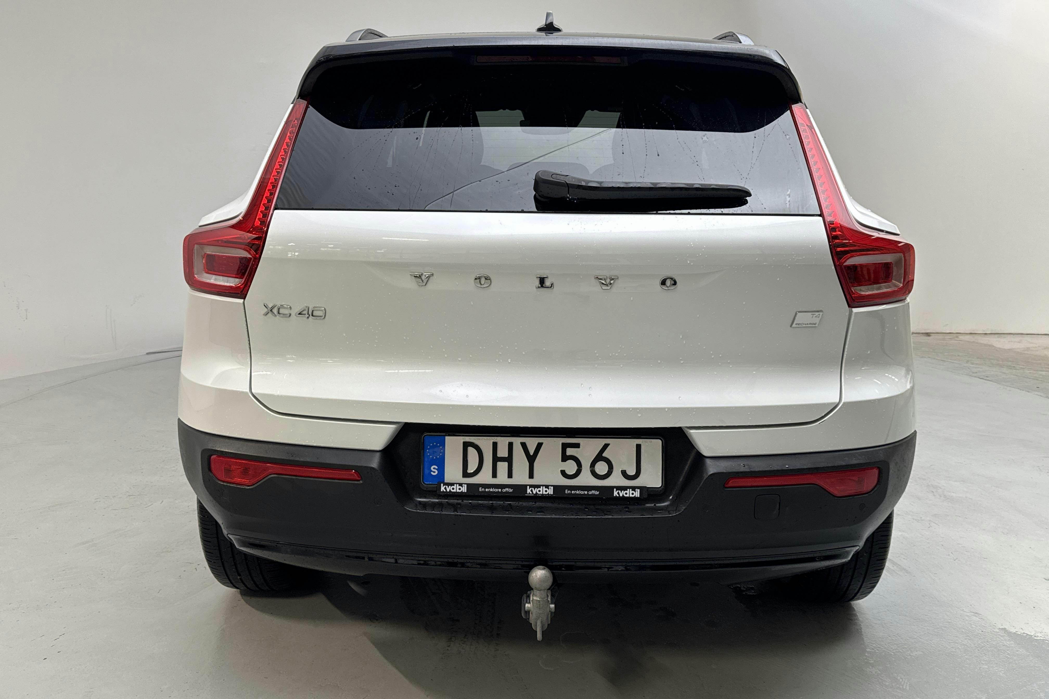 Volvo XC40 T4 2WD Twin Engine (211hk) - 39 320 km - Automatic - white - 2022