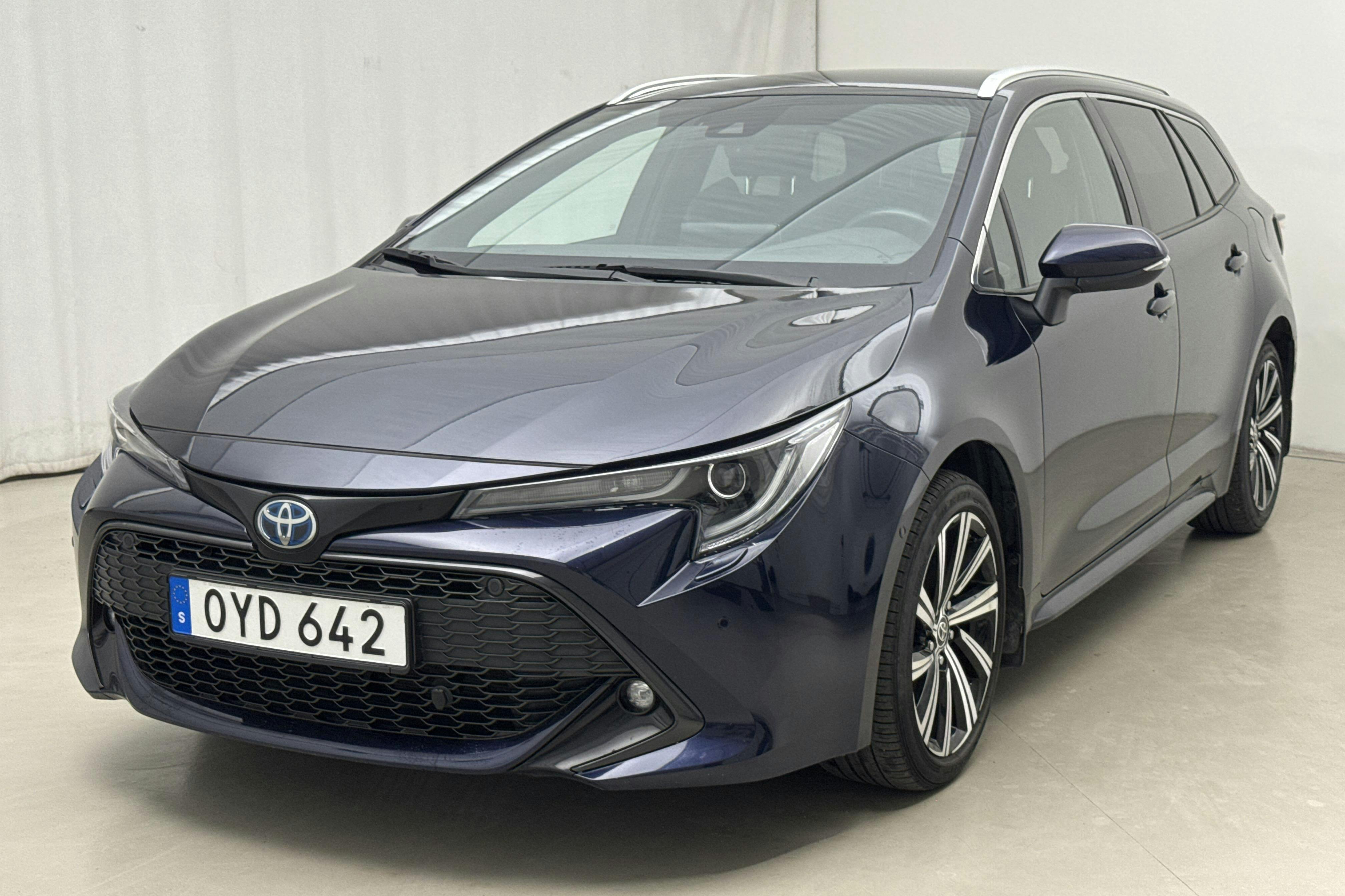 Toyota Corolla 1.8 Hybrid Touring Sports (122hk) - 43 550 km - Automatic - Dark Blue - 2022