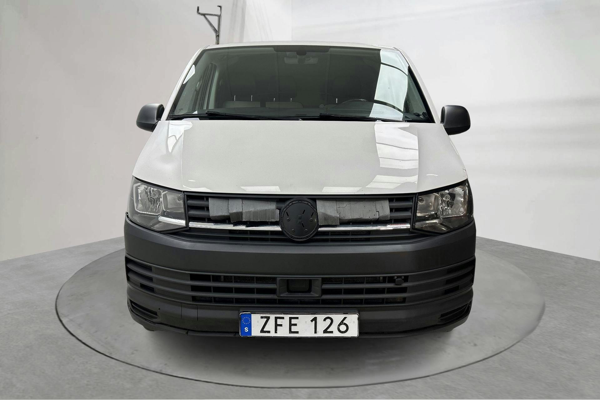 VW Transporter T6 2.0 TDI BMT Skåp 4MOTION (150hk) - 12 727 mil - Manuell - vit - 2018