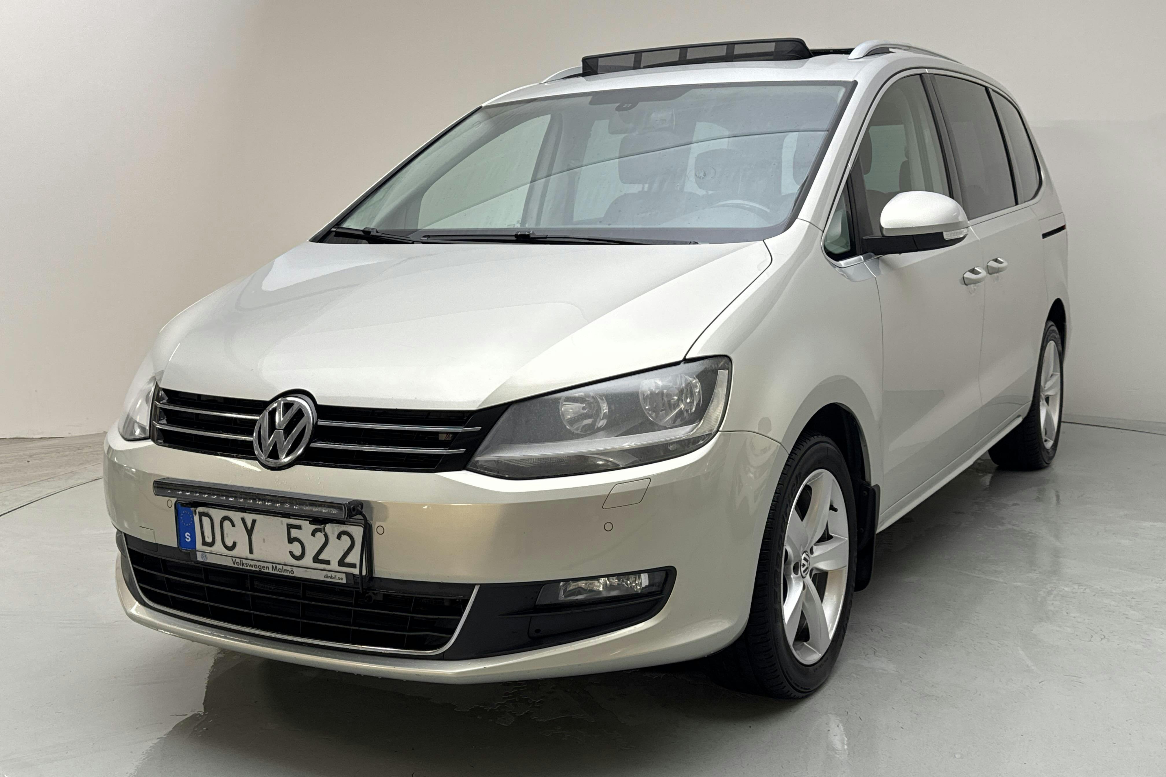 VW Sharan 2.0 TDI BlueMotion Technology (140hk) - 221 850 km - Manual - silver - 2013