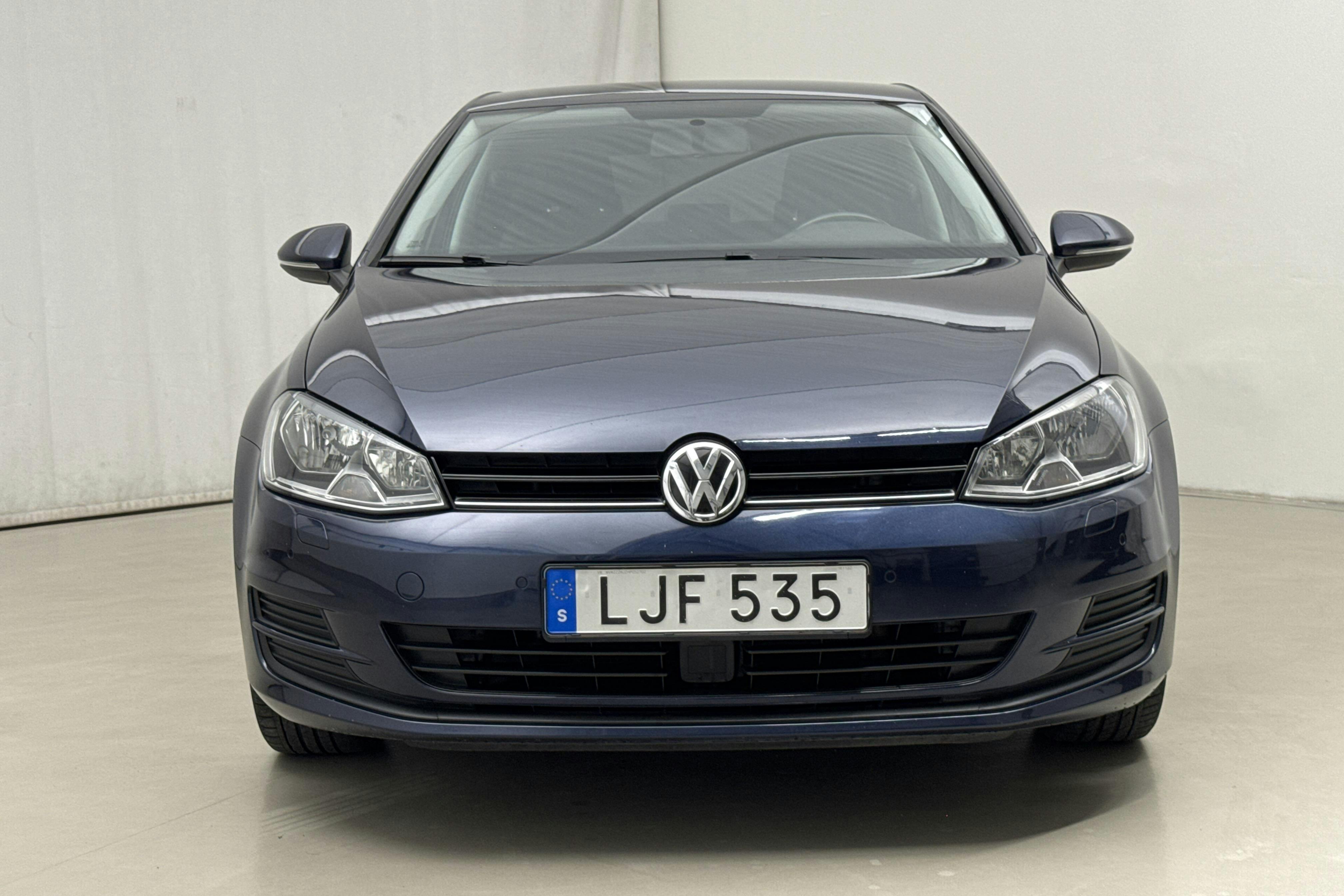 VW Golf VII 1.2 TSI 5dr (110hk) - 9 350 mil - Manuell - Dark Blue - 2017