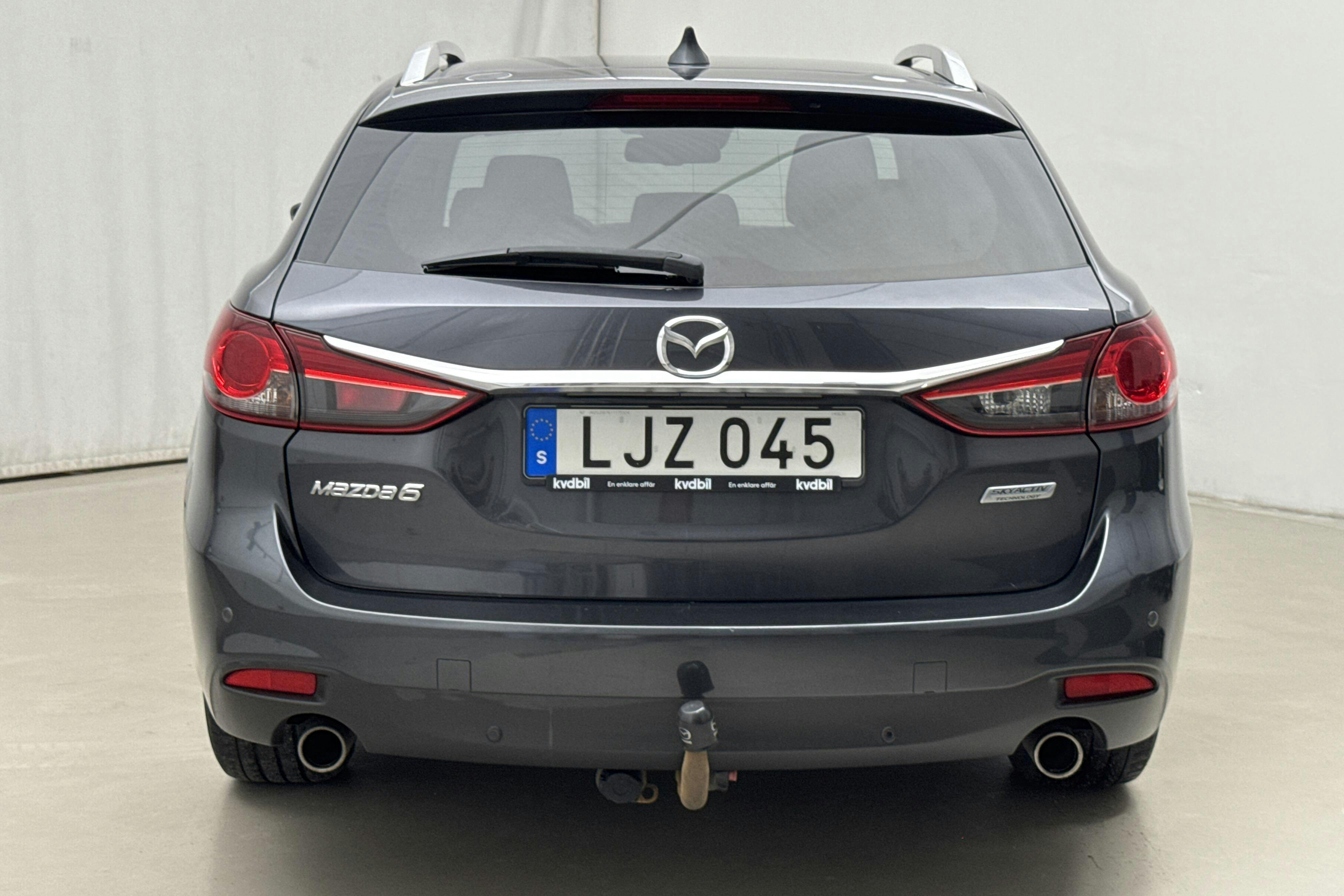 Mazda 6 2.0 Kombi (165hk) - 11 241 mil - Manuell - grå - 2015