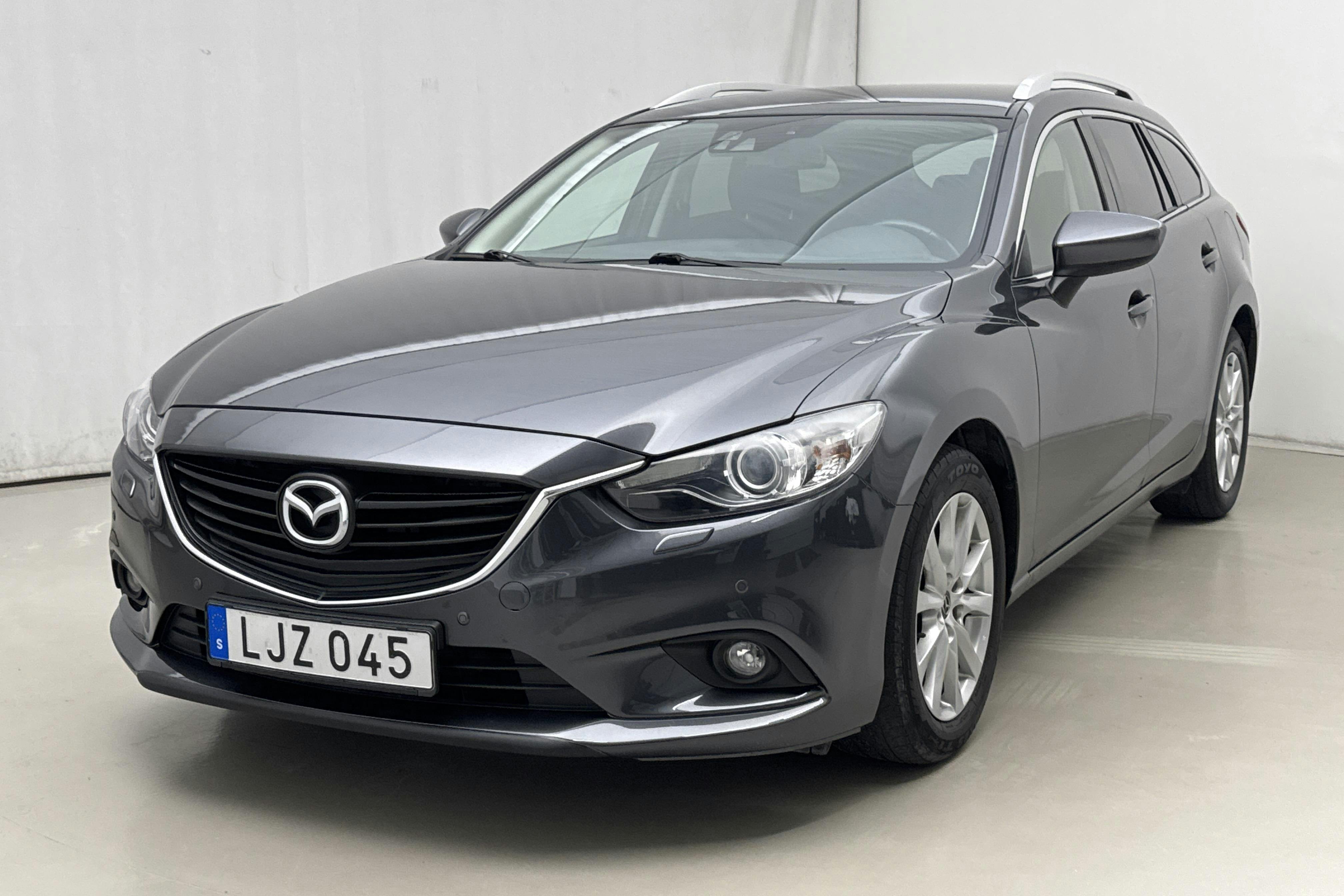Mazda 6 2.0 Kombi (165hk) - 112 410 km - Manual - gray - 2015