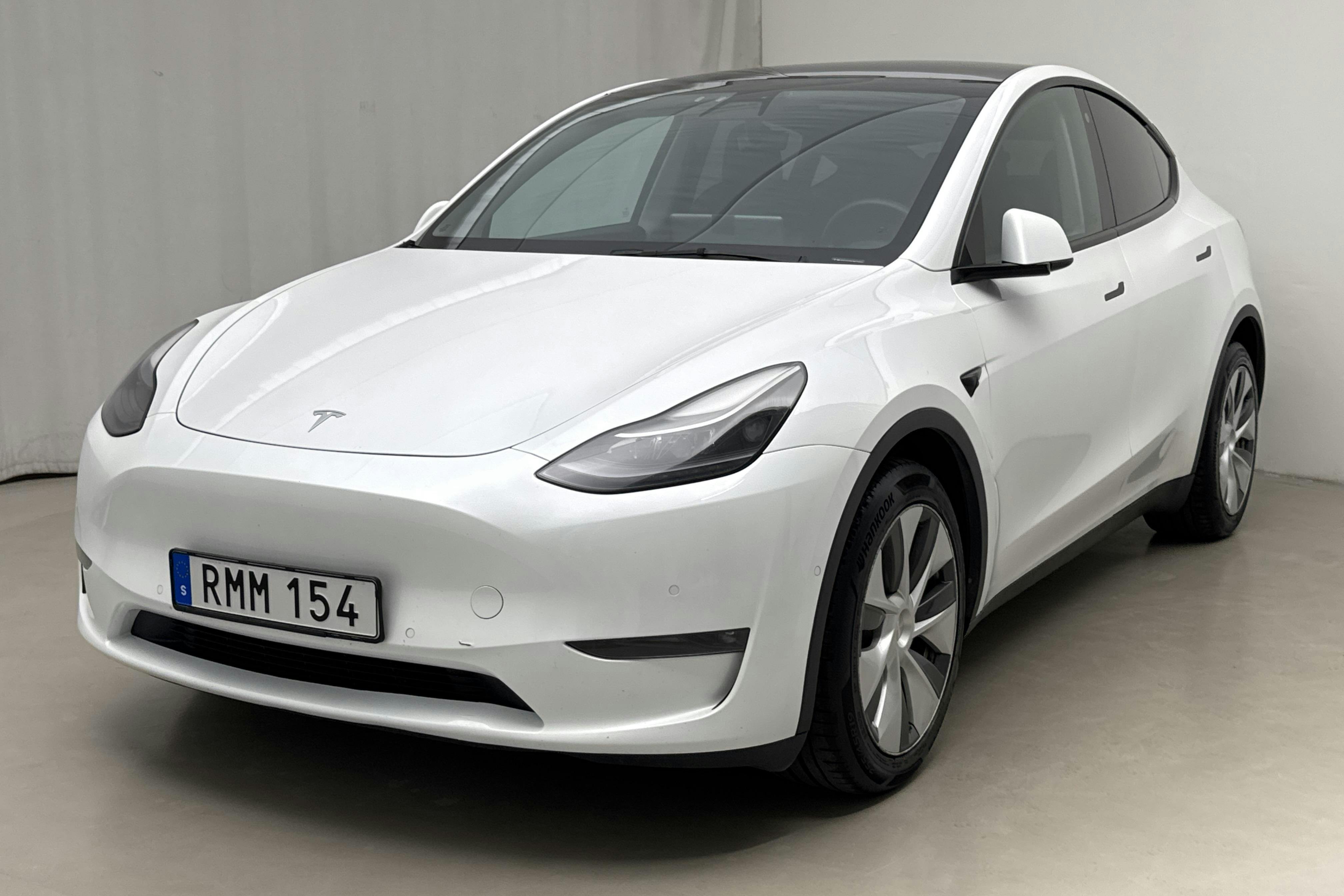 Tesla Model Y Long Range Dual Motor AWD - 28 913 mil - Automat - vit - 2021