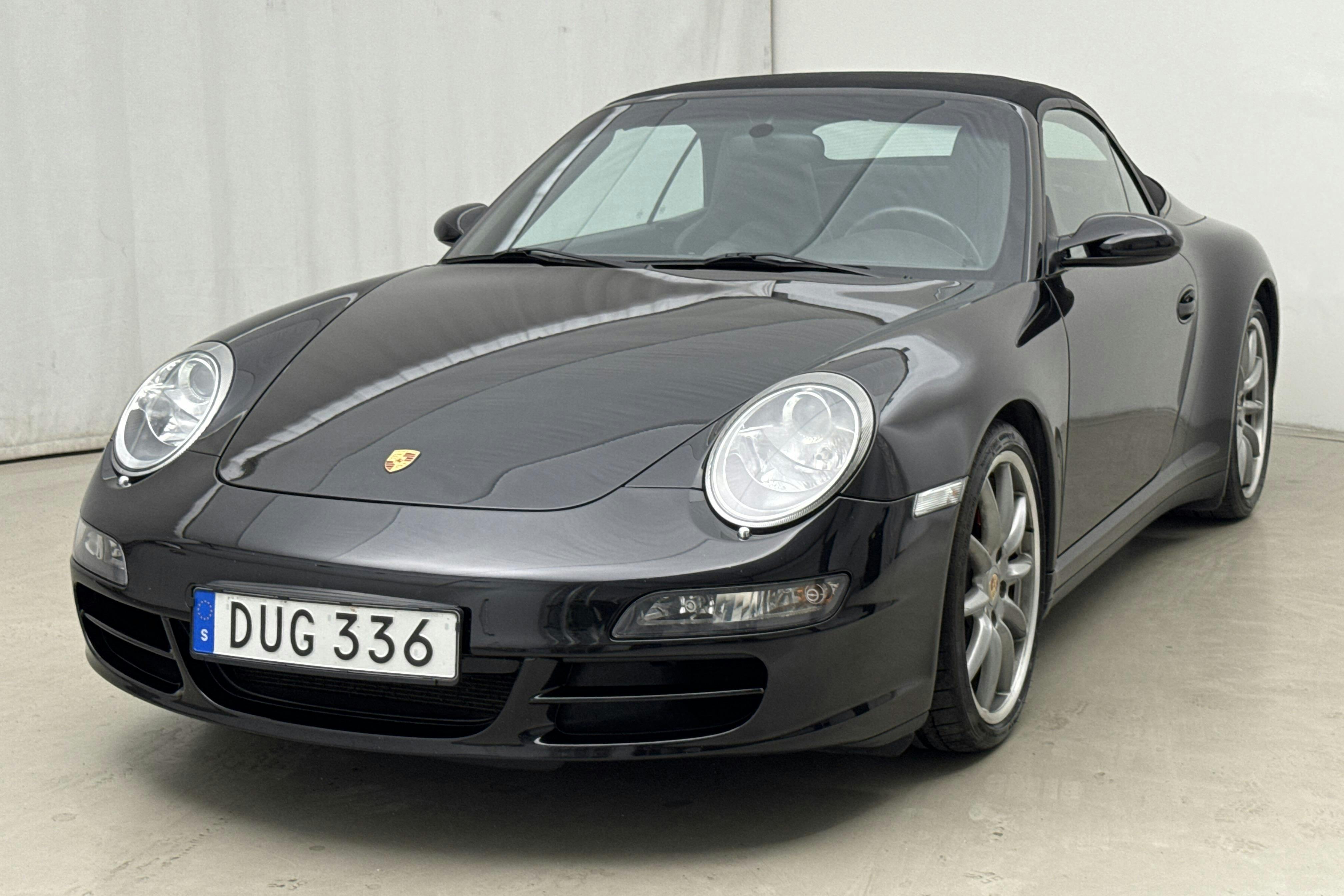 Porsche 911/997 Carrera 3.8 4S Cabriolet (355hk) - 8 817 mil - Automat - svart - 2007