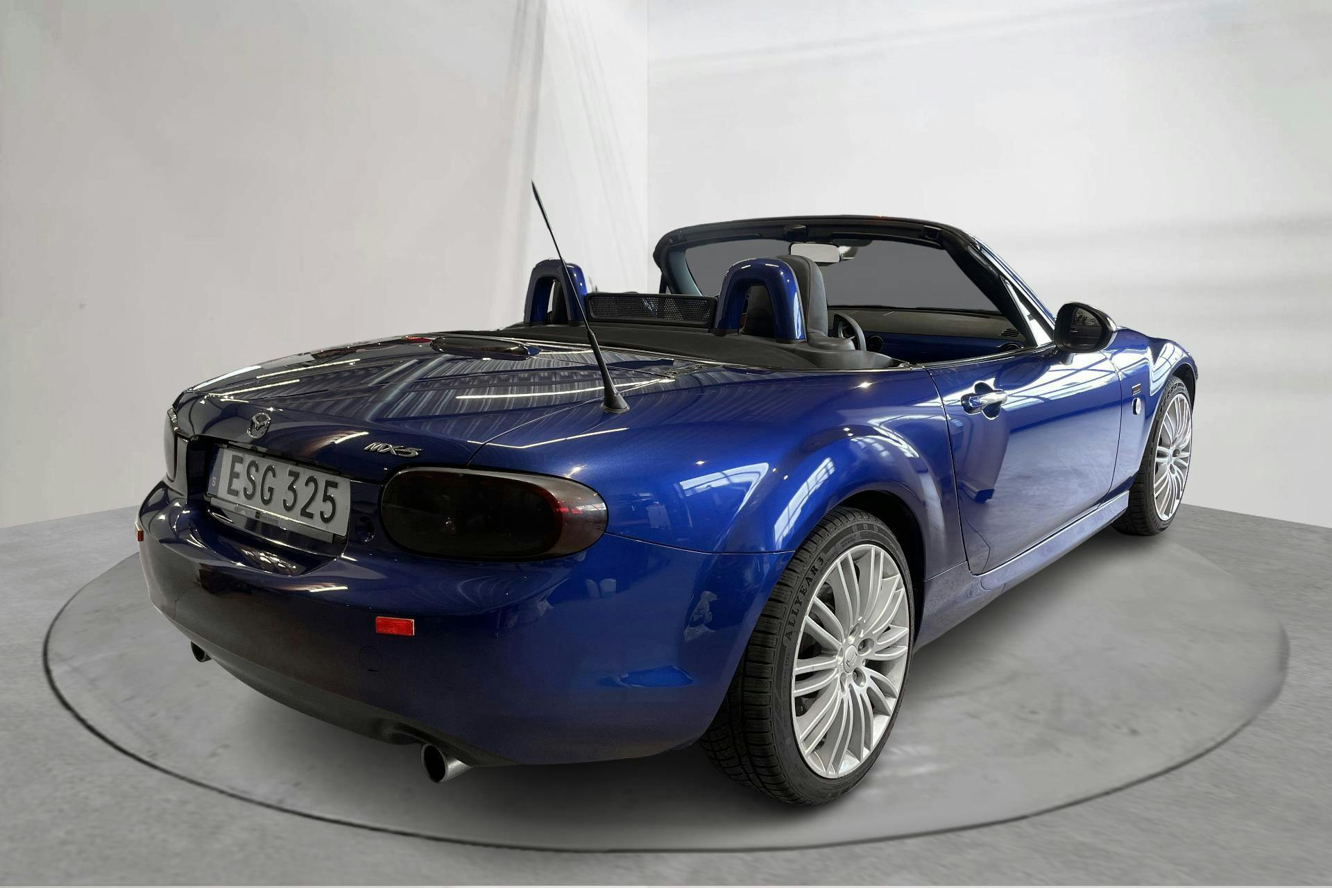 Mazda MX-5 1.8 (126hk) - 87 180 km - Manual - blue - 2010