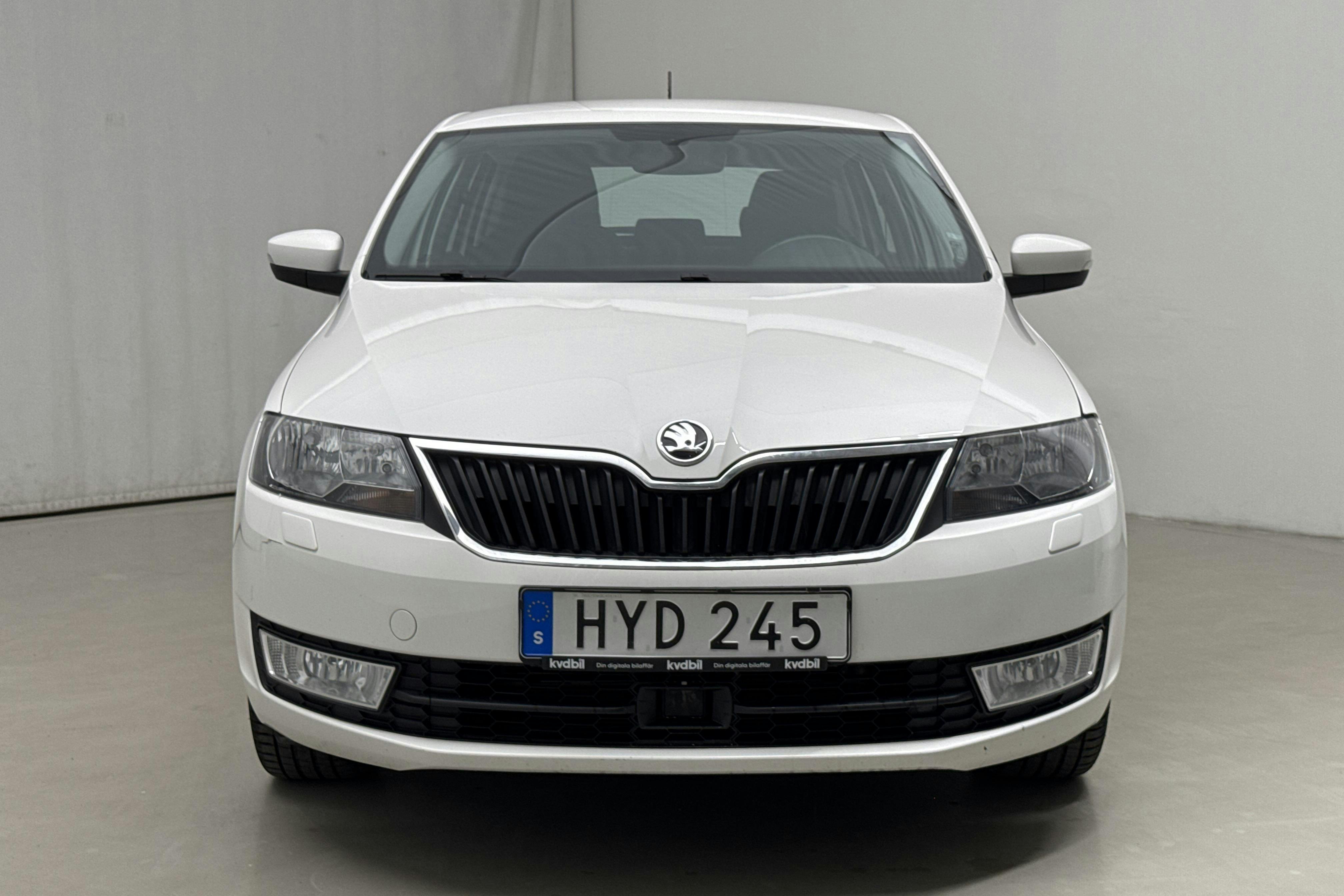 Skoda Rapid 1.4 TDI Spaceback (90hk) - 10 628 mil - Manuell - vit - 2016