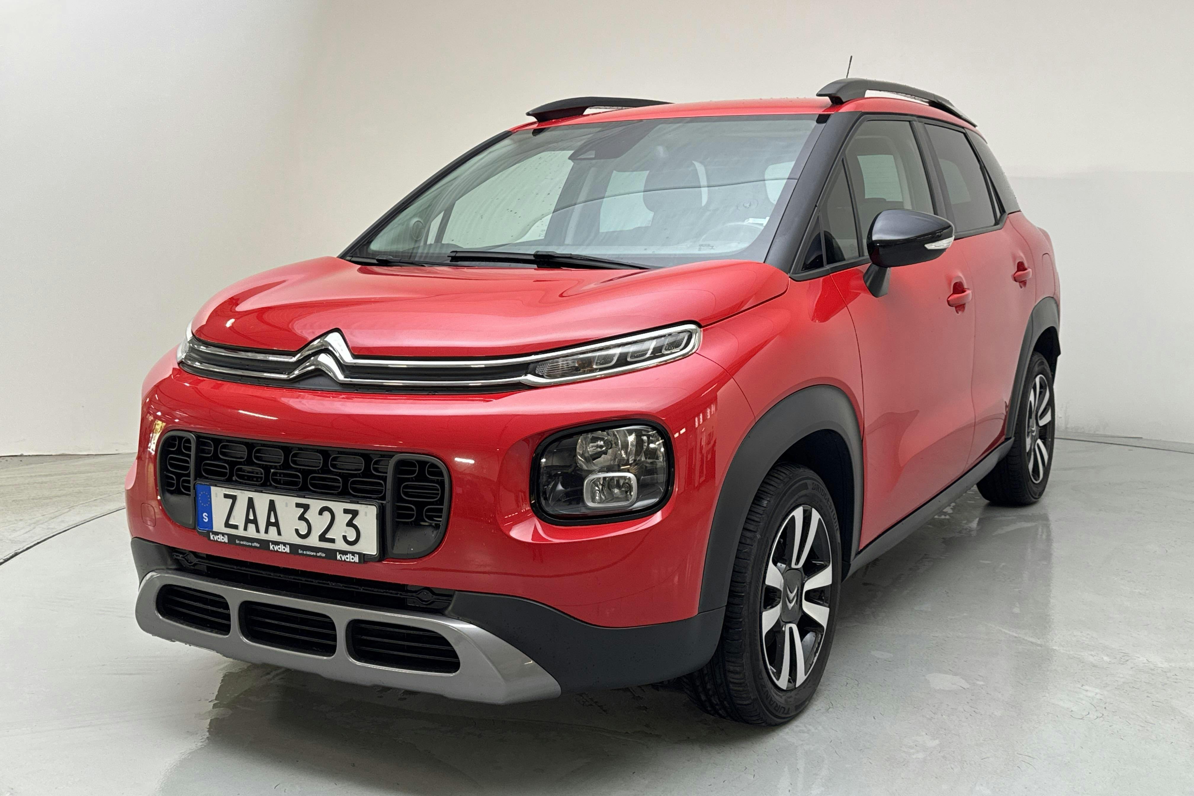 Presentationsfoto 1 av 10: Citroën C3 Aircross PureTech (110hk) - 9 687 mil - Automat - röd - 2018