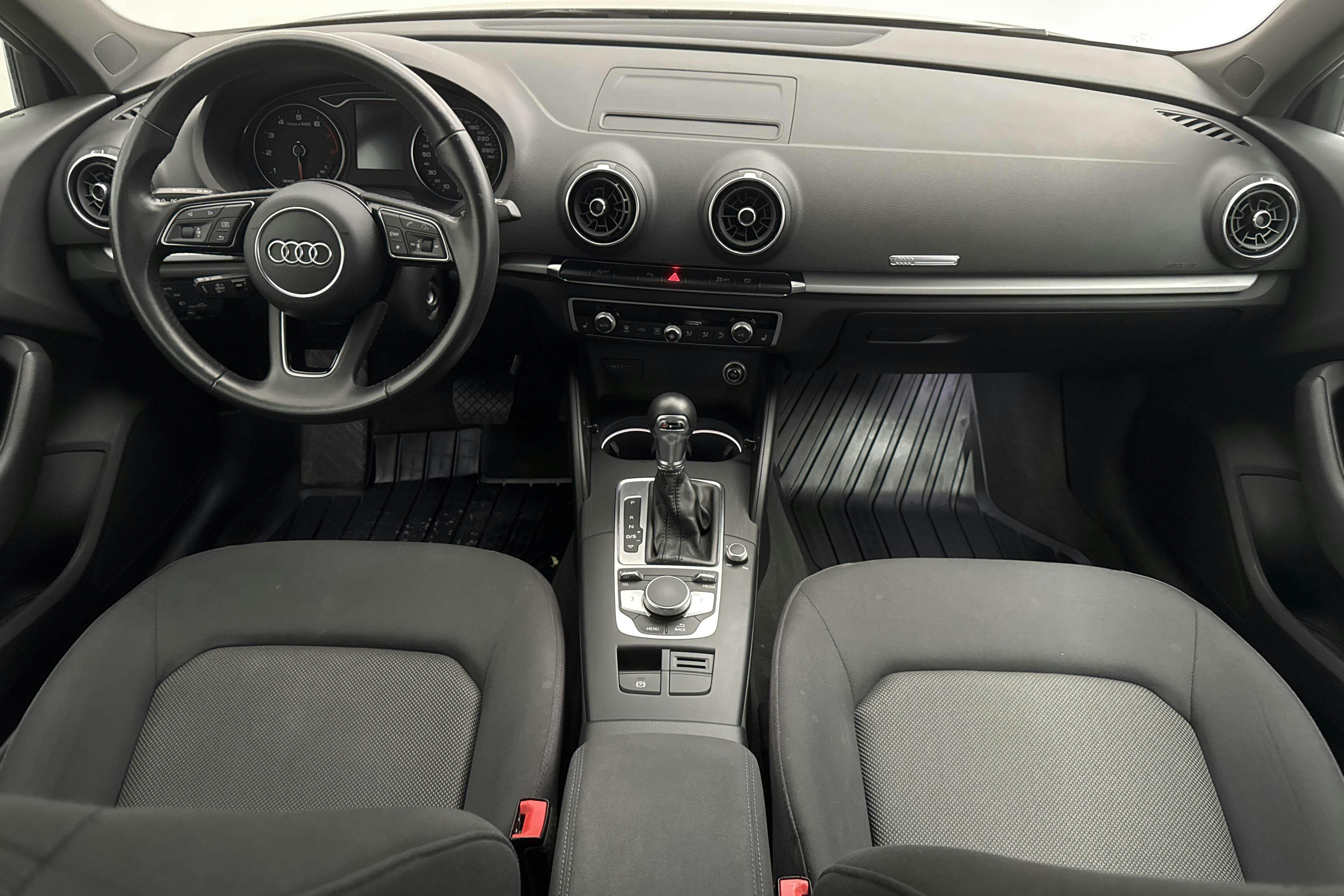 Audi A3 Sportback 30 TFSI (116hk) - 14 552 mil - Automat - svart - 2019