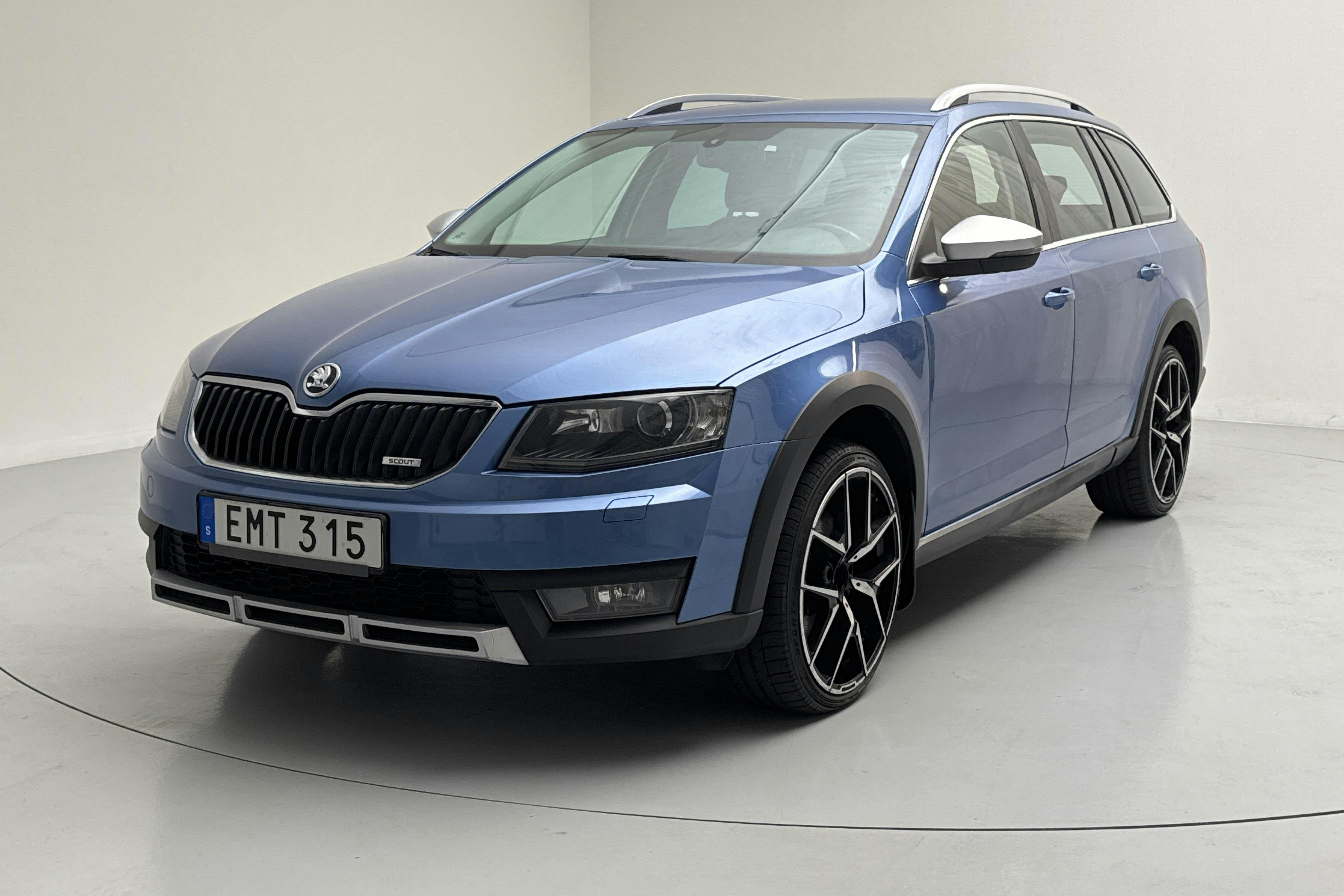 Esitlusfoto 1 aadressil 12: Skoda Octavia Scout II 1.8 TSI 4X4 (180hk) - 89 040 km - Automaatne - sinine - 2015