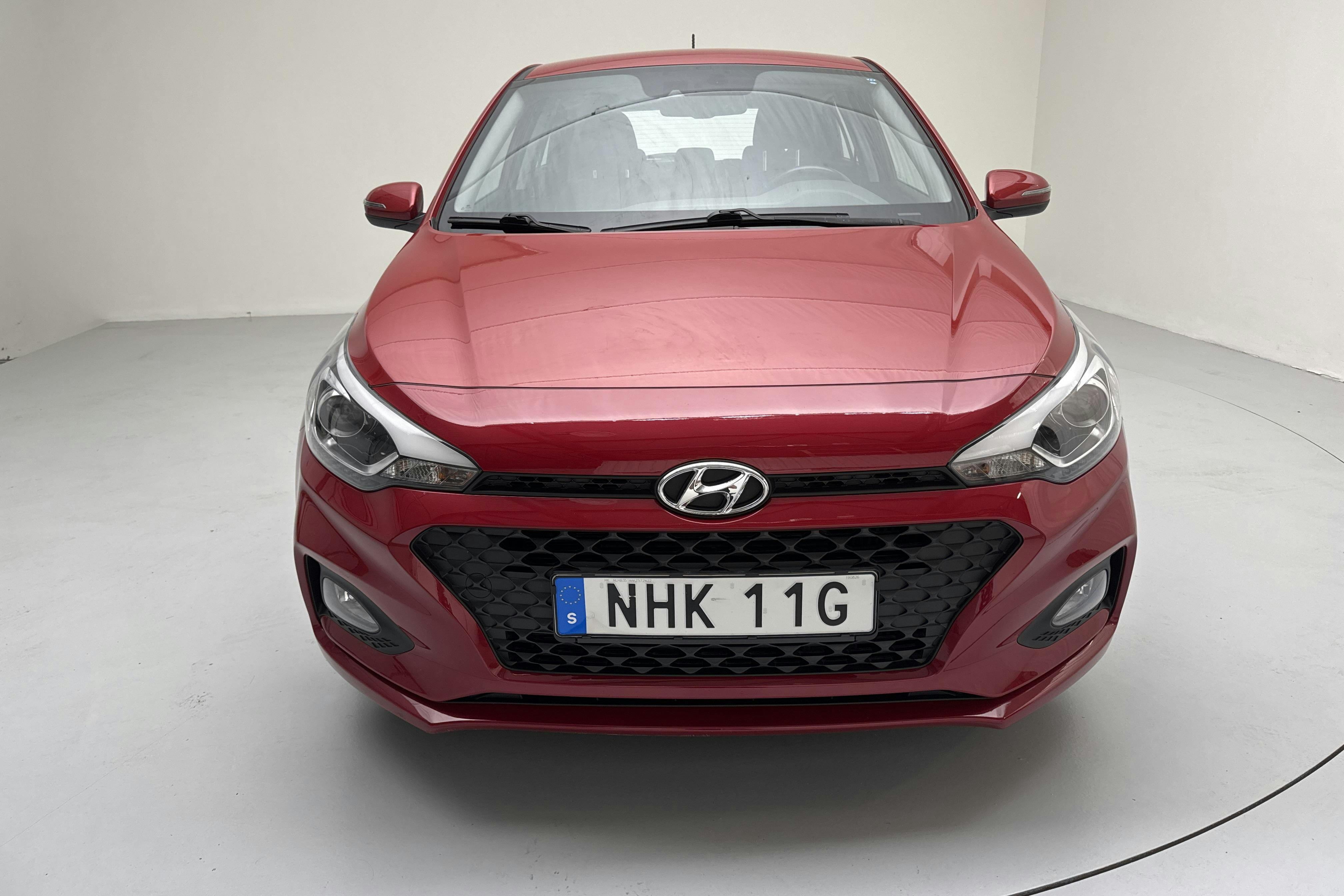 Hyundai i20 1.0 T-GDi (100hk) - 8 270 mil - Manuell - röd - 2019