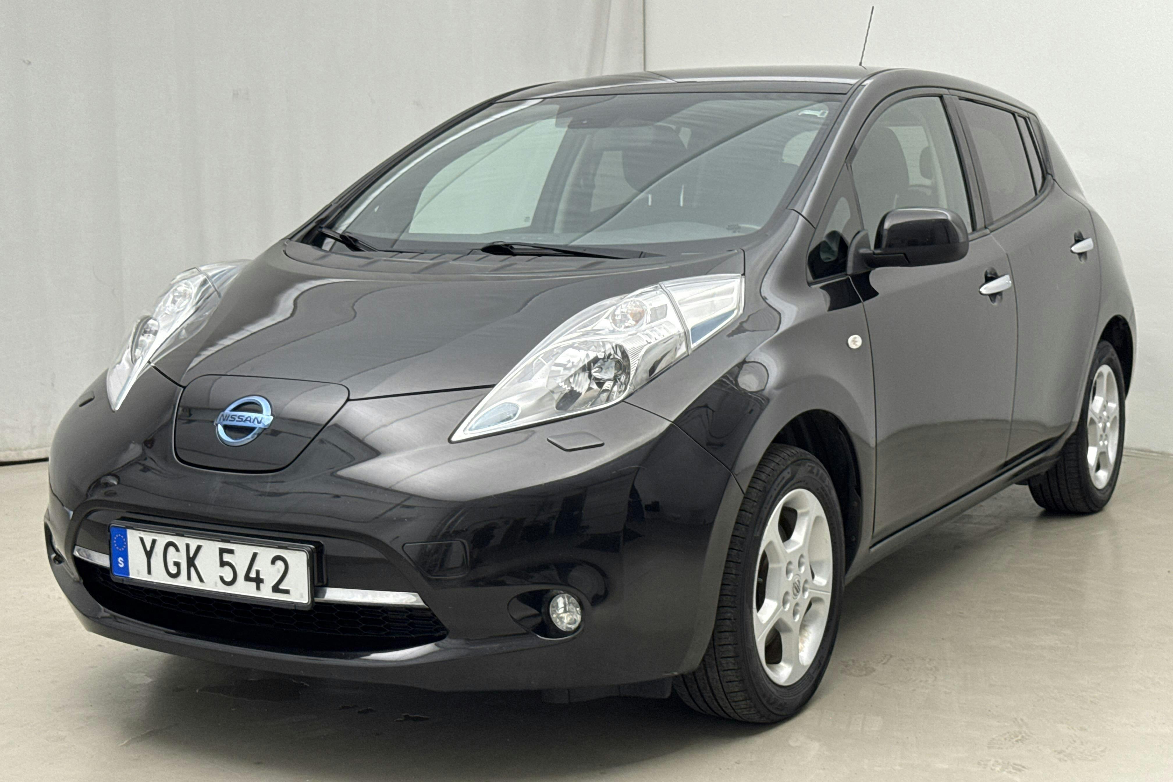Nissan LEAF 5dr (109hk) - 129 510 km - Automatic - black - 2016