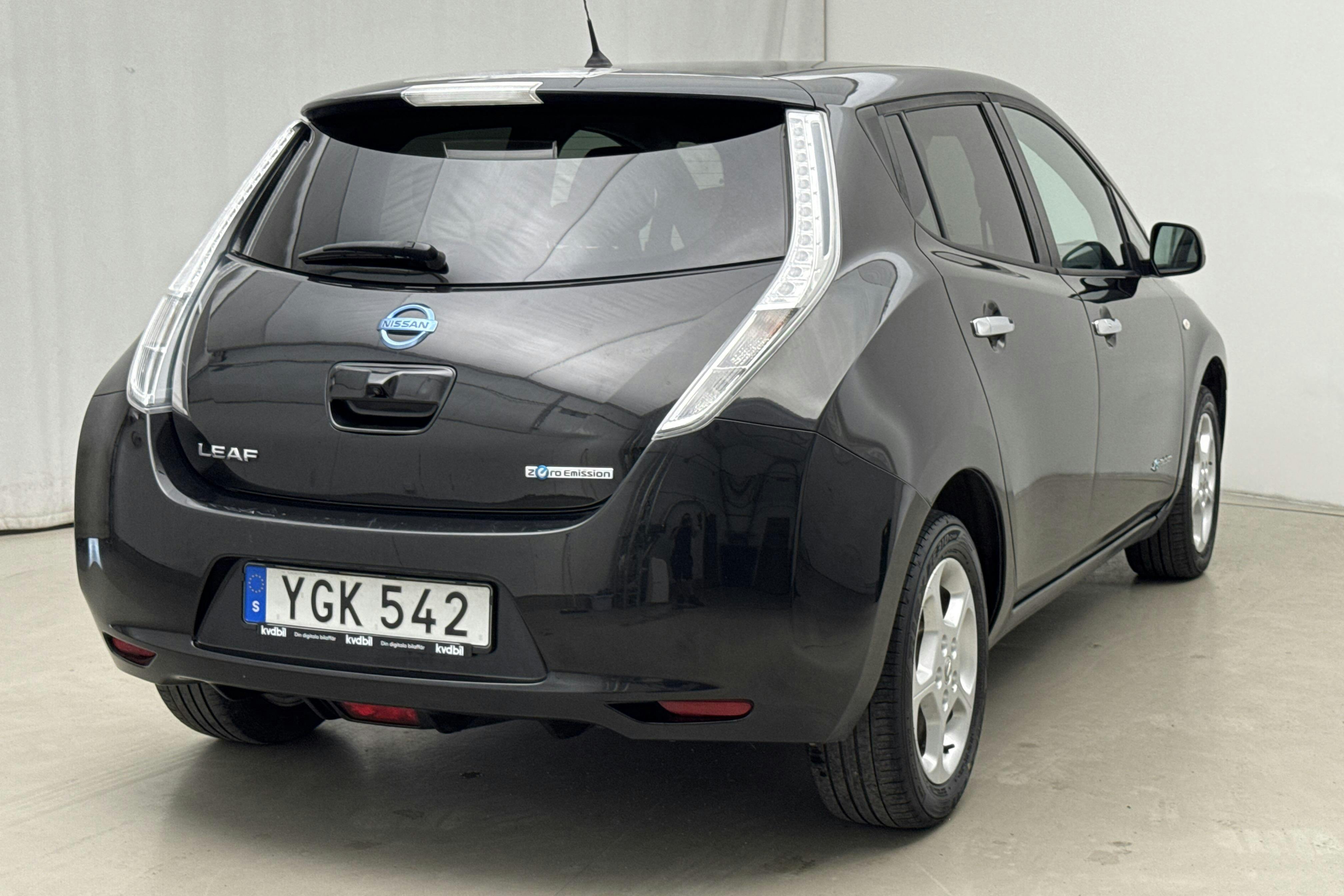 Nissan LEAF 5dr (109hk) - 12 951 mil - Automat - svart - 2016